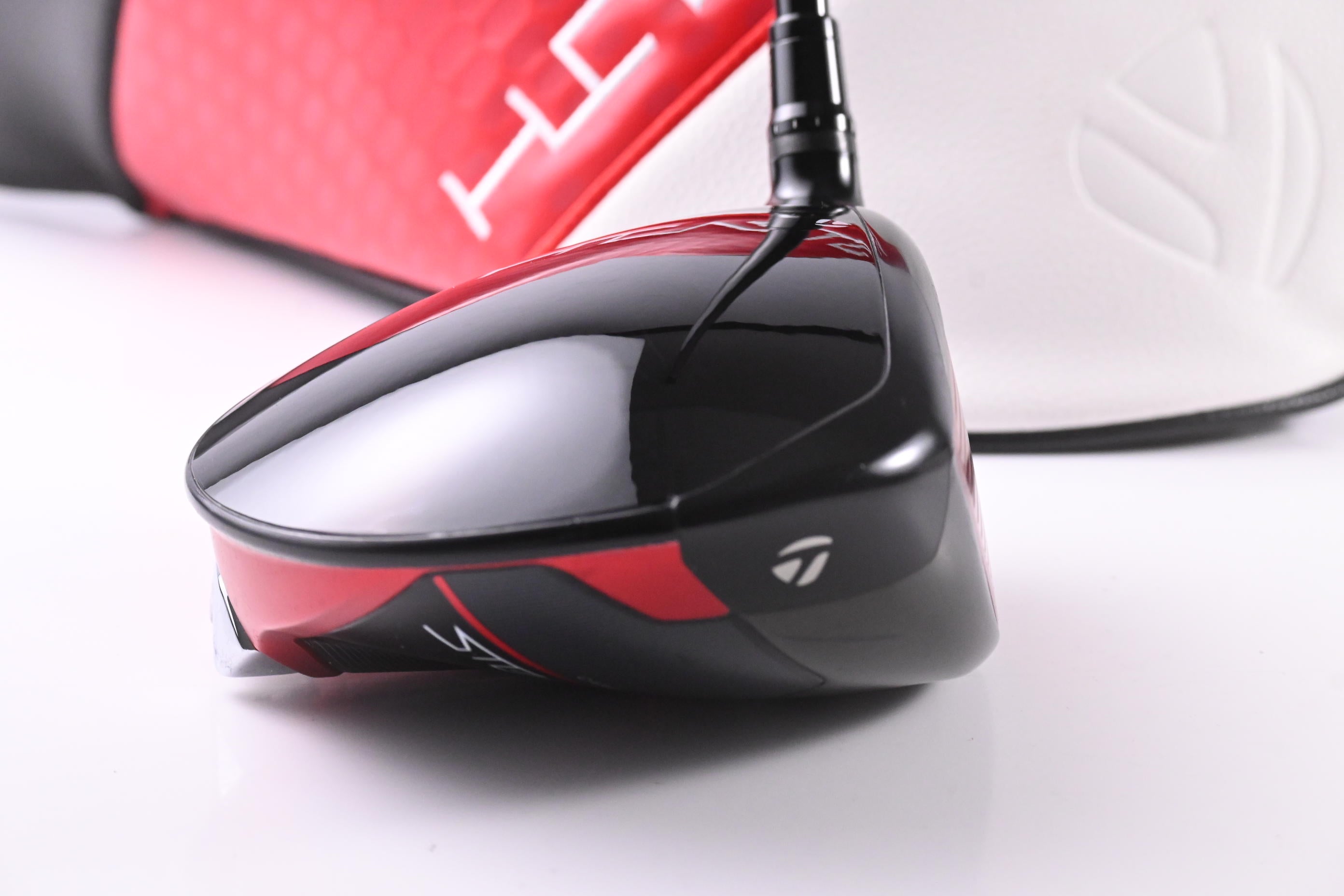 Taylormade Stealth 2 Plus Driver / 9 Degree / Stiff Flex HZRDUS GEN4 Black 60