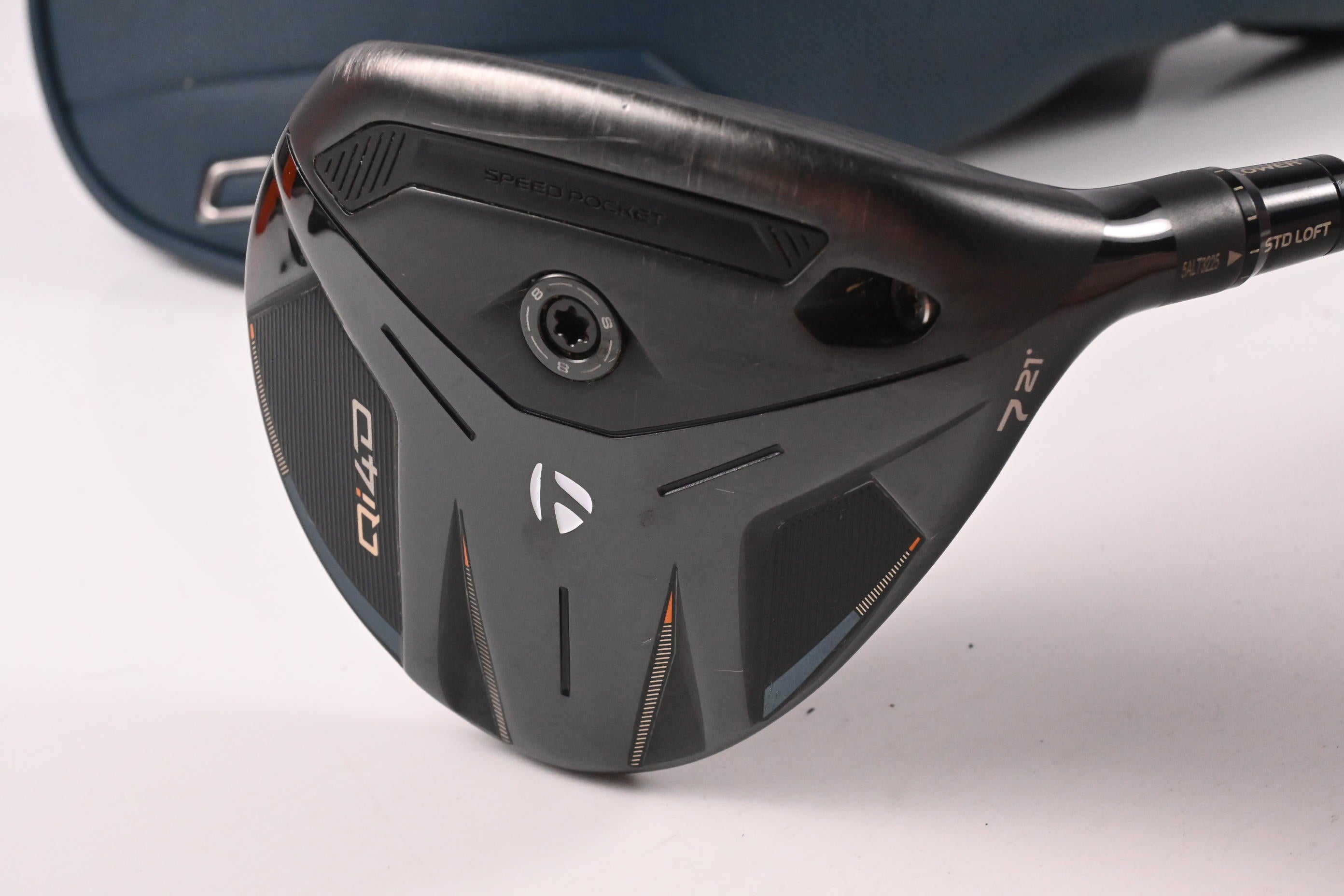 Taylormade Qi4D #7 Wood / 21 Degree / Regular Flex Reax 55 Shaft