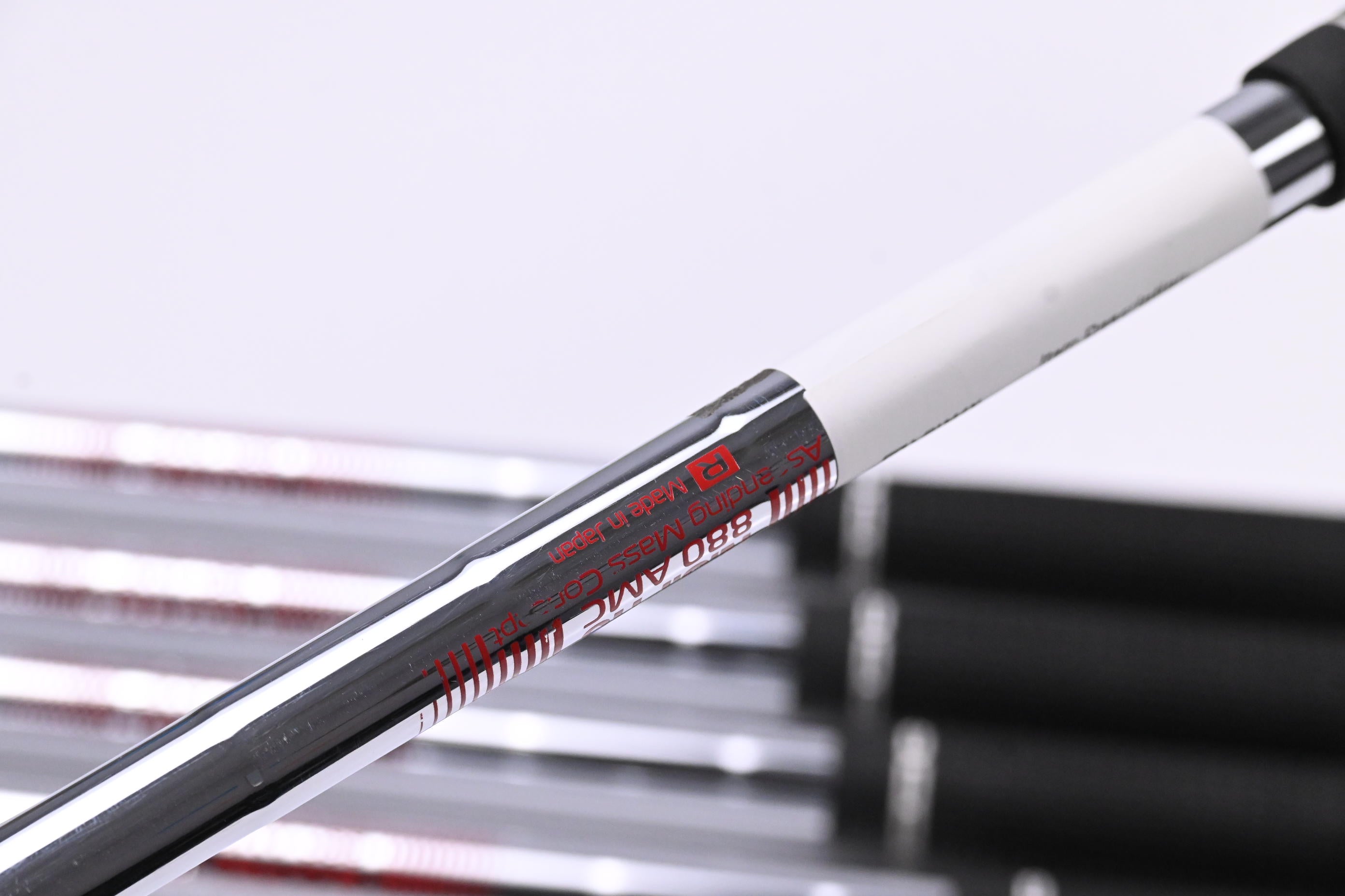 Titleist T350 Irons / 6-PW / Regular Flex N.S.Pro 880 AMC Shafts