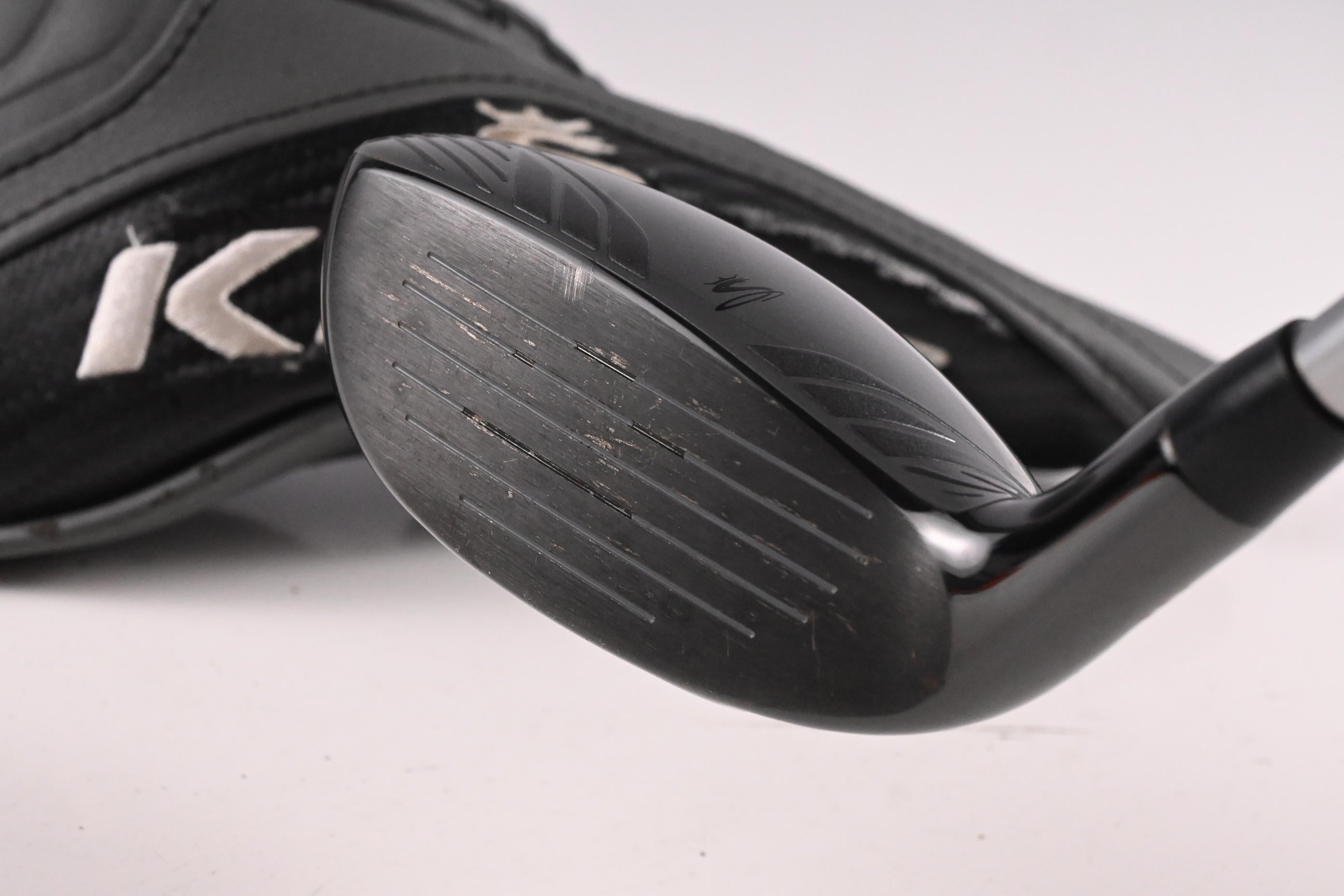 Cobra King F8 #3 Hybrid / 19 Degree / Stiff Flex Aldila Rogue Pro 75 Shaft