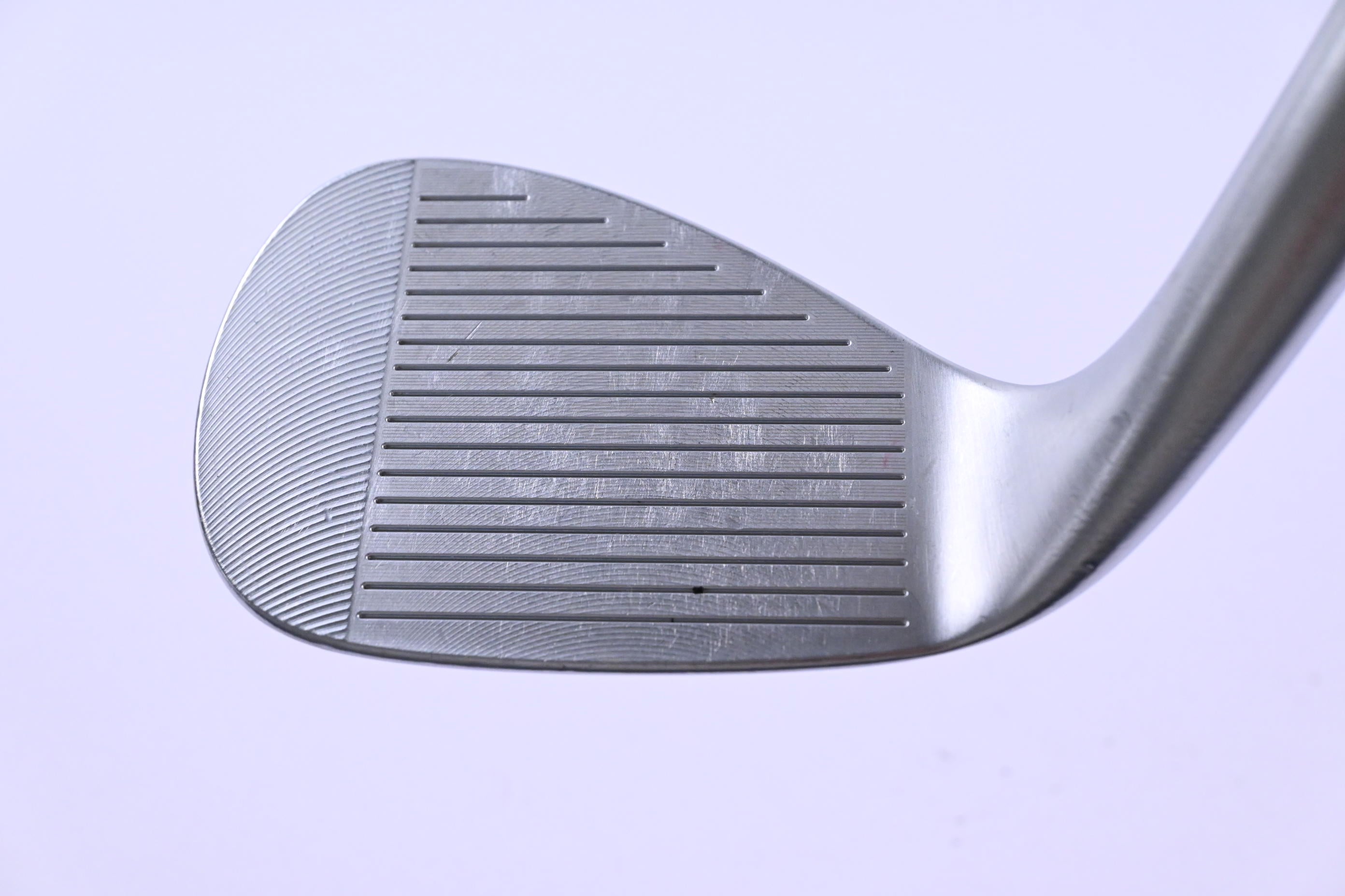 Cleveland RTX-4 Sand Wedge / 56 Degree / Regular Flex UST Recoil 95 Shaft