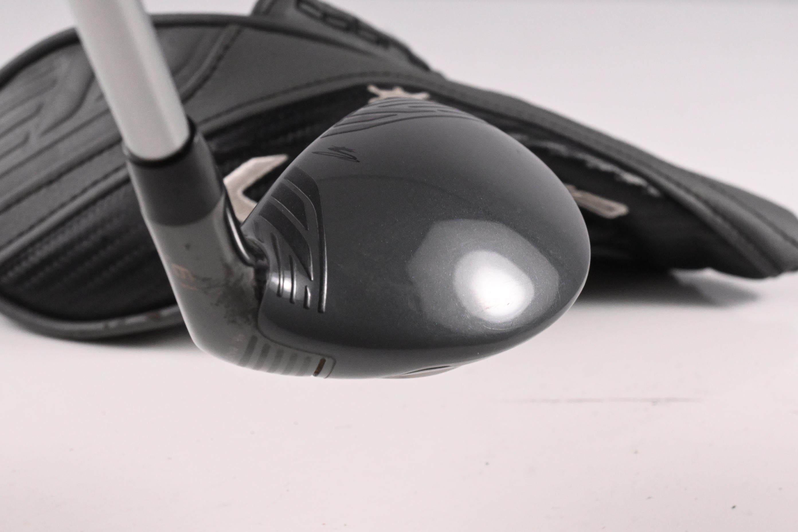 Cobra King F8 #3 Hybrid / 19 Degree / Stiff Flex Aldila Rogue Pro 75 Shaft