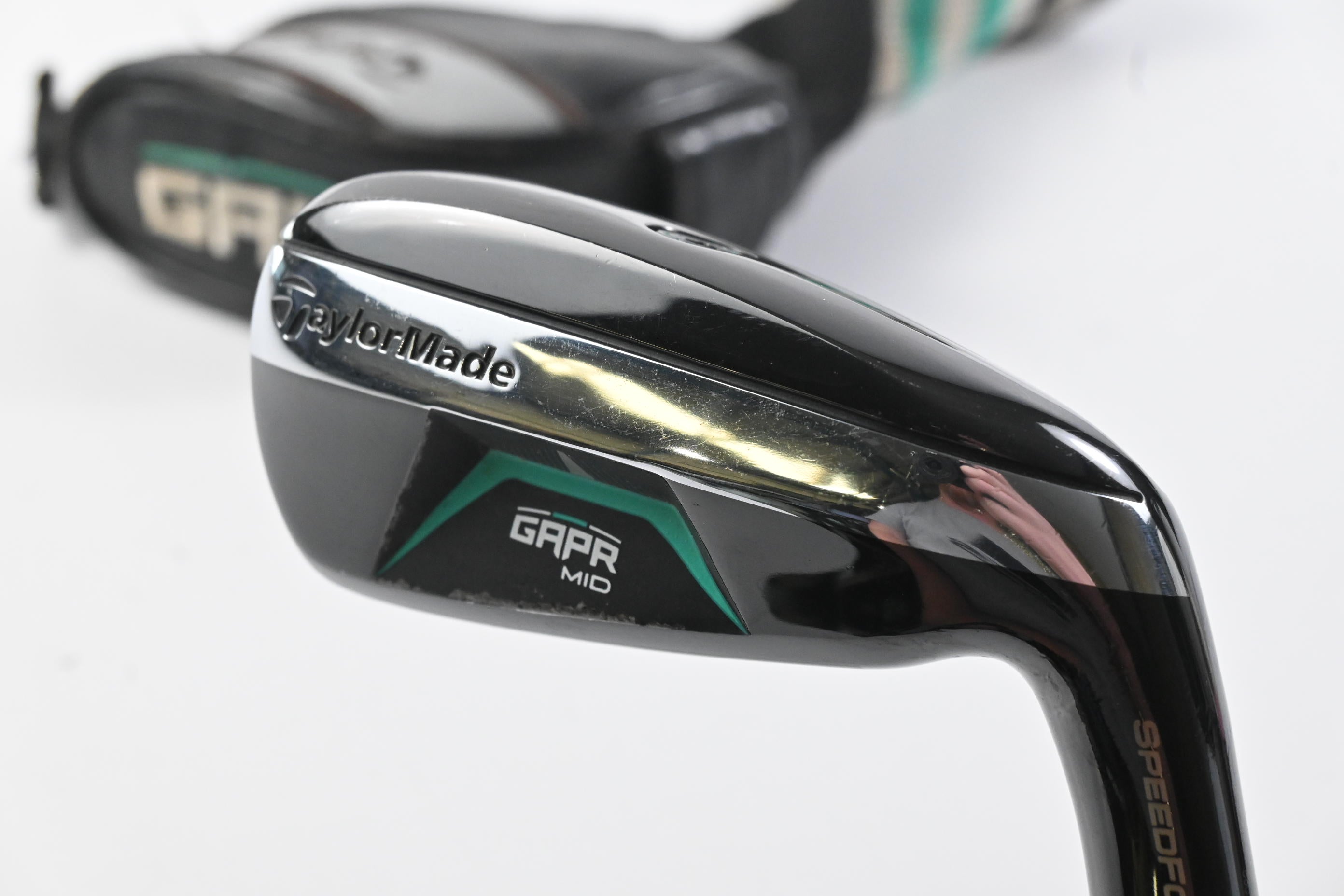 Taylormade GAPR Mid #4 Hybrid / 21 Degree / Regular Flex KBS Hybrid 70 Shaft