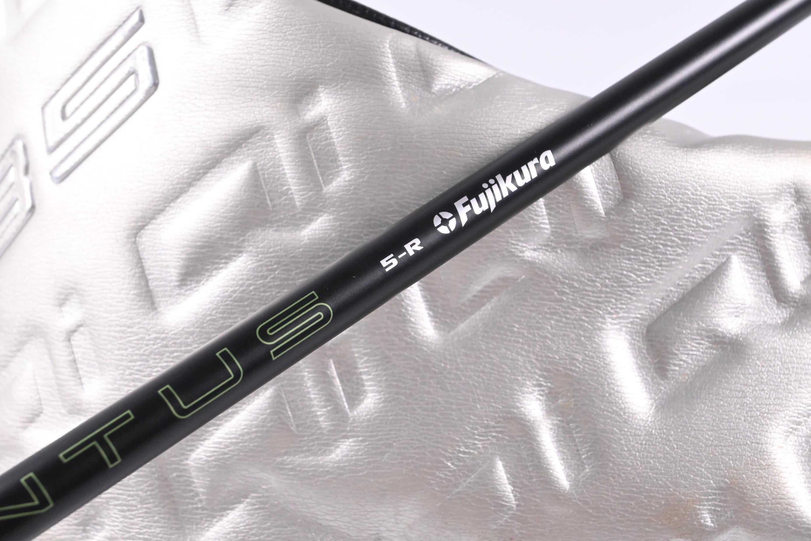 Taylormade Qi35 Driver / 10.5 Degree / Regular Flex Fujikura Ventus Blue '25 5