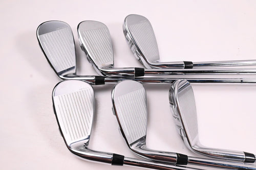 Cobra T-Rail 2023 Irons / 6-PW+SW / Regular Flex Cobra Ultralite Steel Shafts