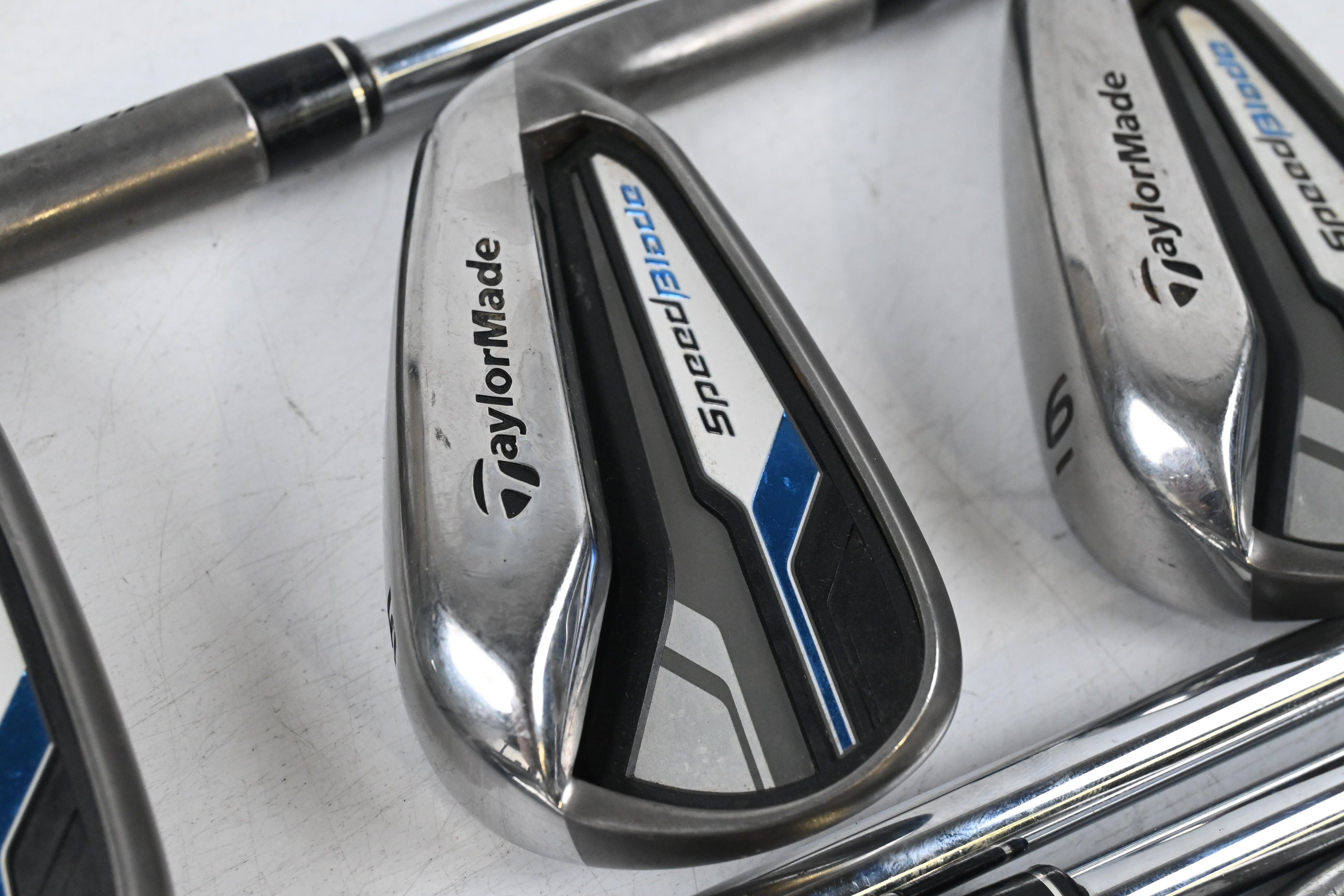 Taylormade Speedblade Irons / 4-PW / Uniflex Speed Blade Shafts