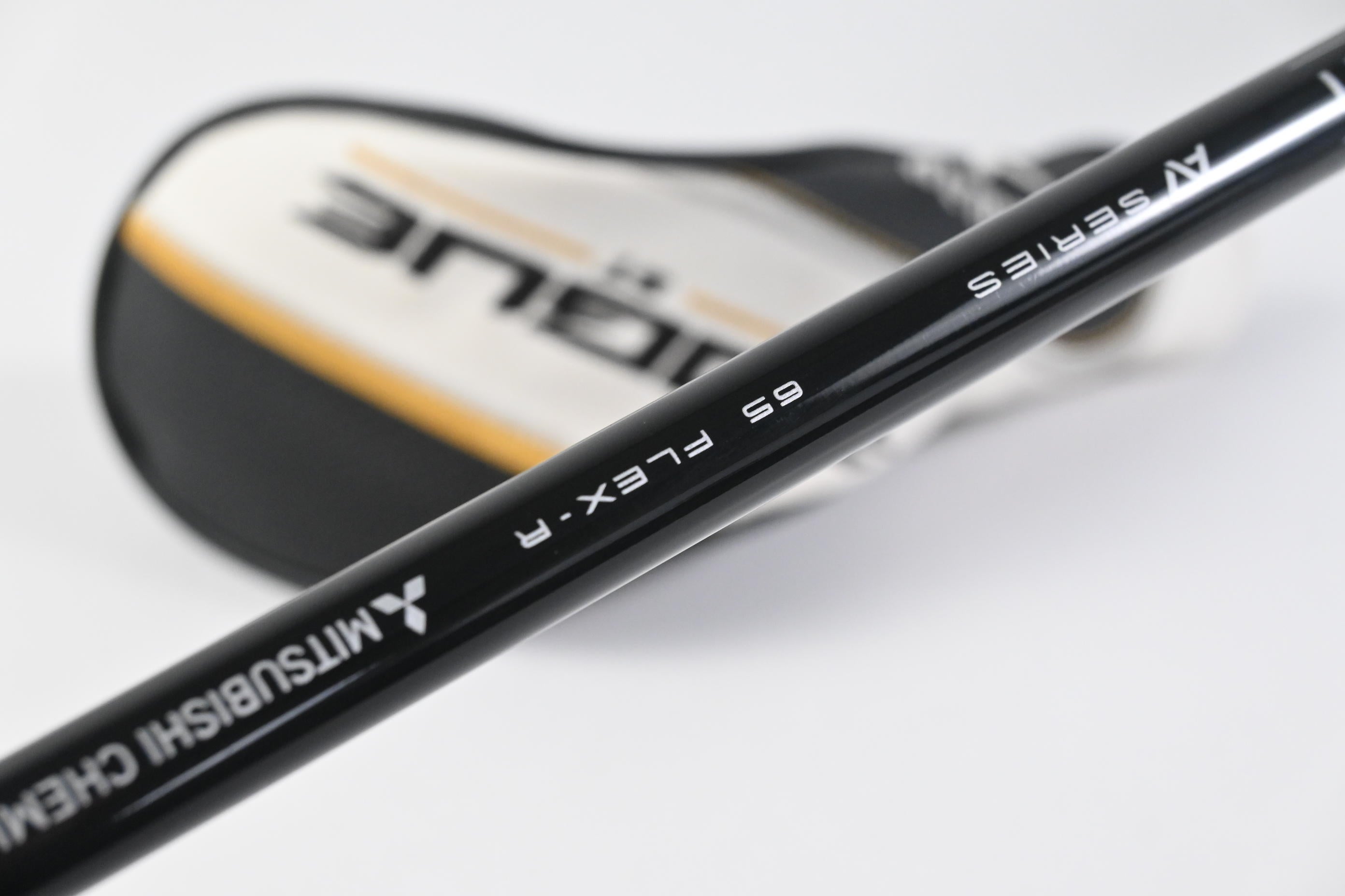 Callaway Rogue ST Max #4 Hybrid / 20 Degree / Regular Flex Tensei AV Blue 65