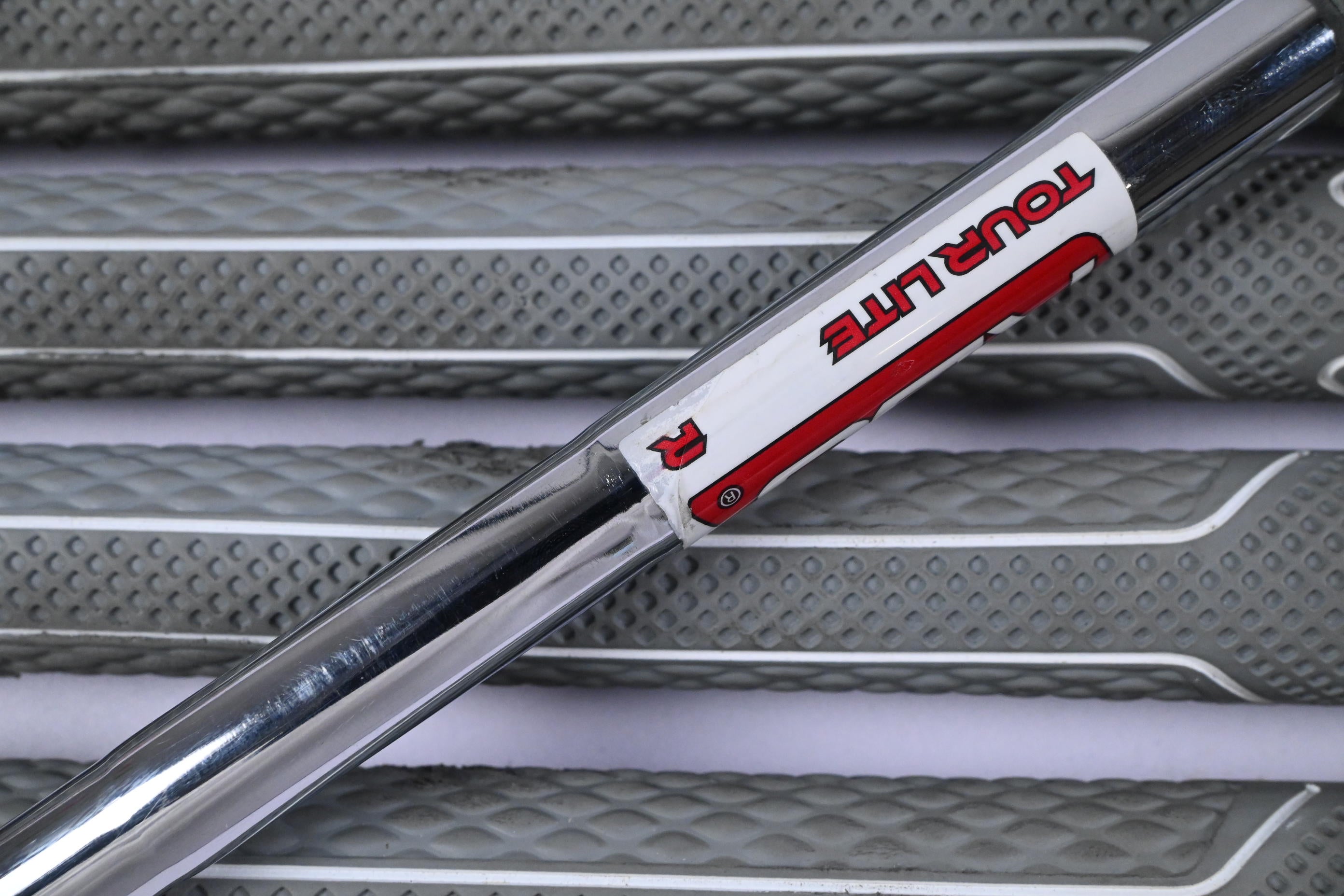 Wilson DYNAPWR 2023 Forged Irons / 5-PW / Regular Flex KBS Tour Lite