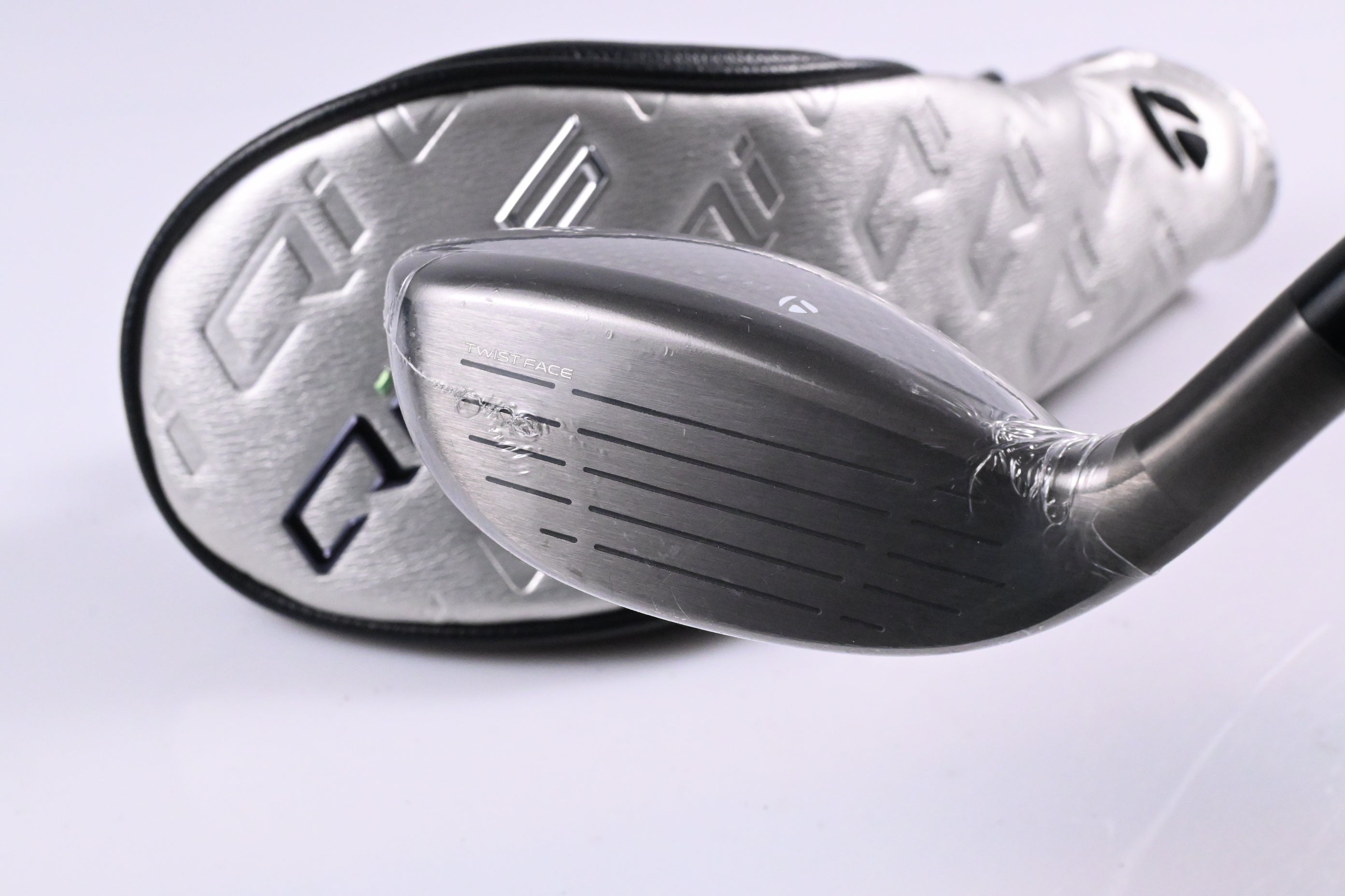 Taylormade Qi35 Max #4 Hybrid / 23 Degree / Regular Flex Fujikura Air Speeder 50