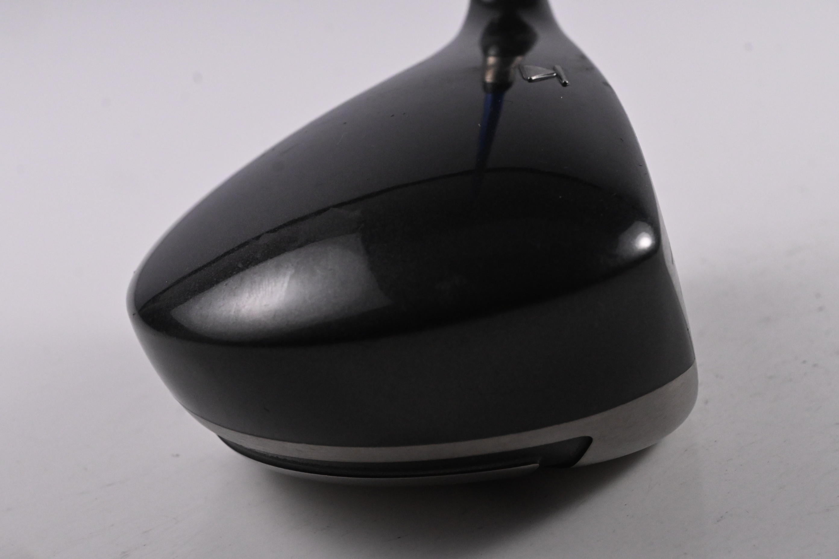 Titleist 905 S Driver / 8.5 Degree / Stiff Flex GraFalloy Blue Shaft