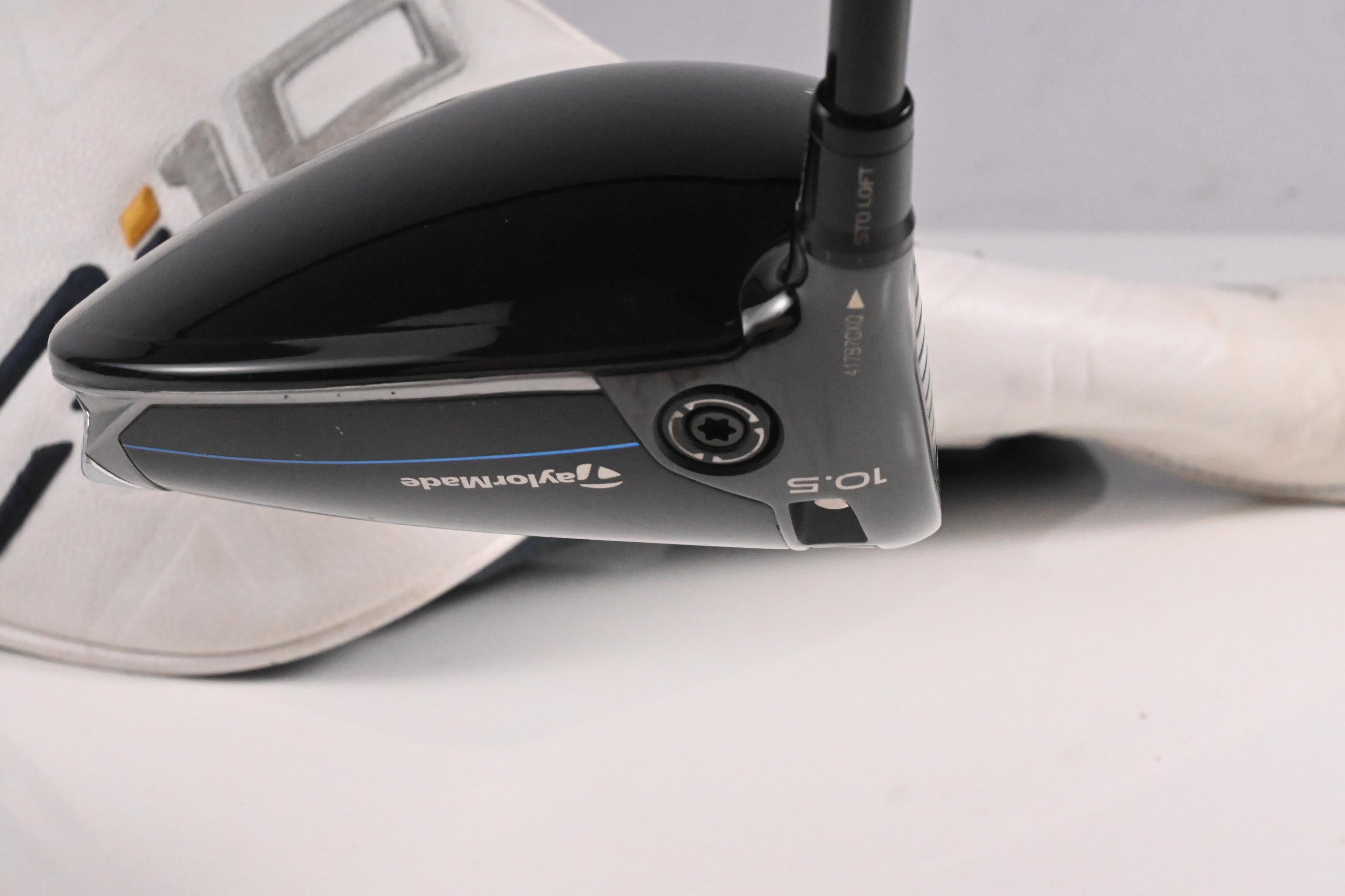 Left Hand Taylormade Qi10 Driver / 10.5 Degree / Regular Flex Ventus Blue TR 5