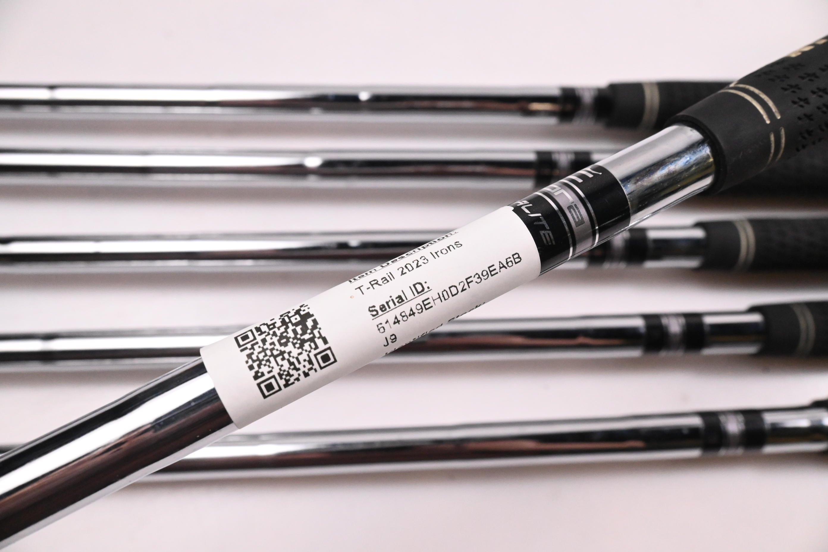 Cobra T-Rail 2023 Irons / 6-PW+SW / Regular Flex Cobra Ultralite Steel Shafts