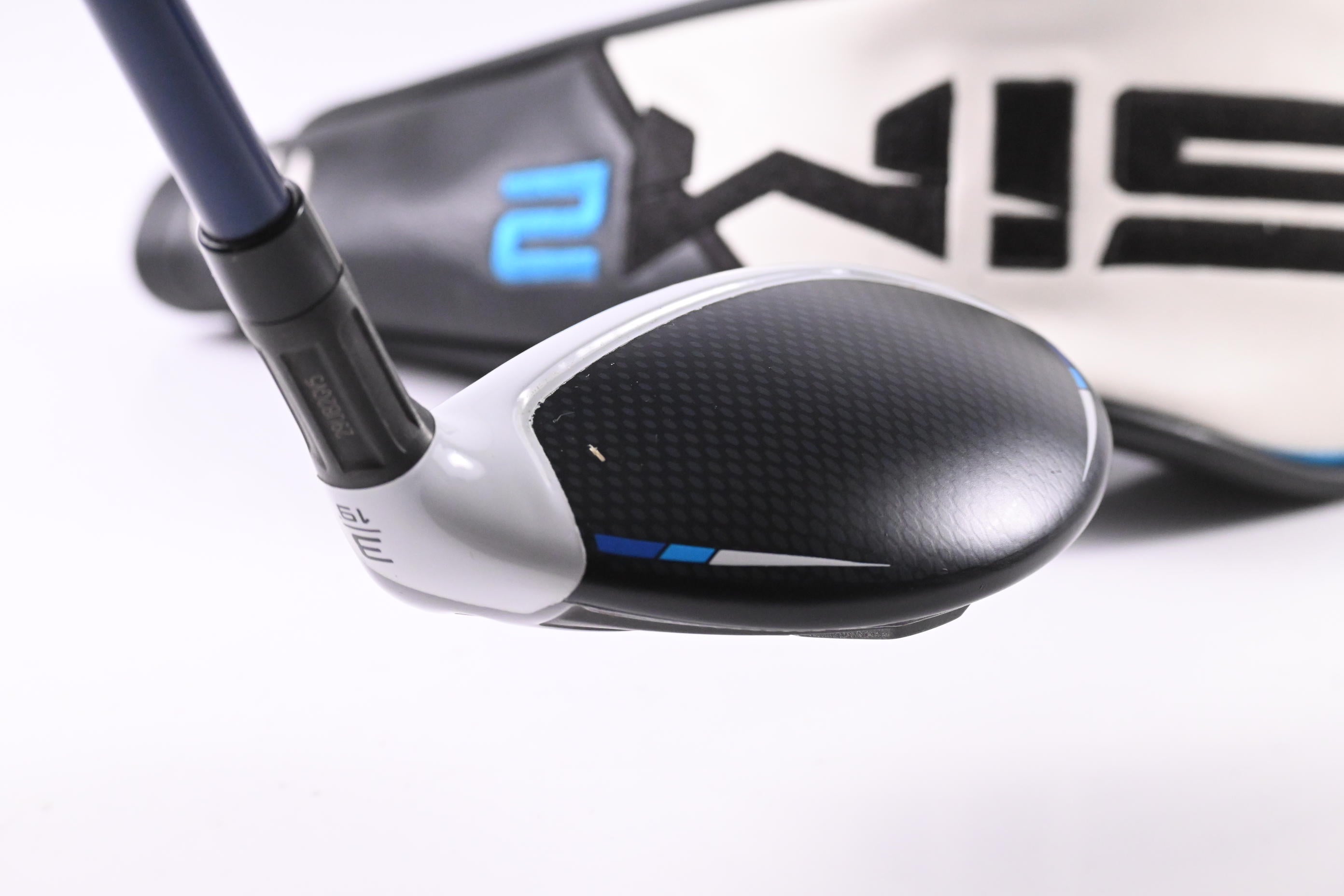Taylormade SIM2 Max #3 Hybrid / 19 Degree / Regular Flex Ventus Blue 6 Shaft