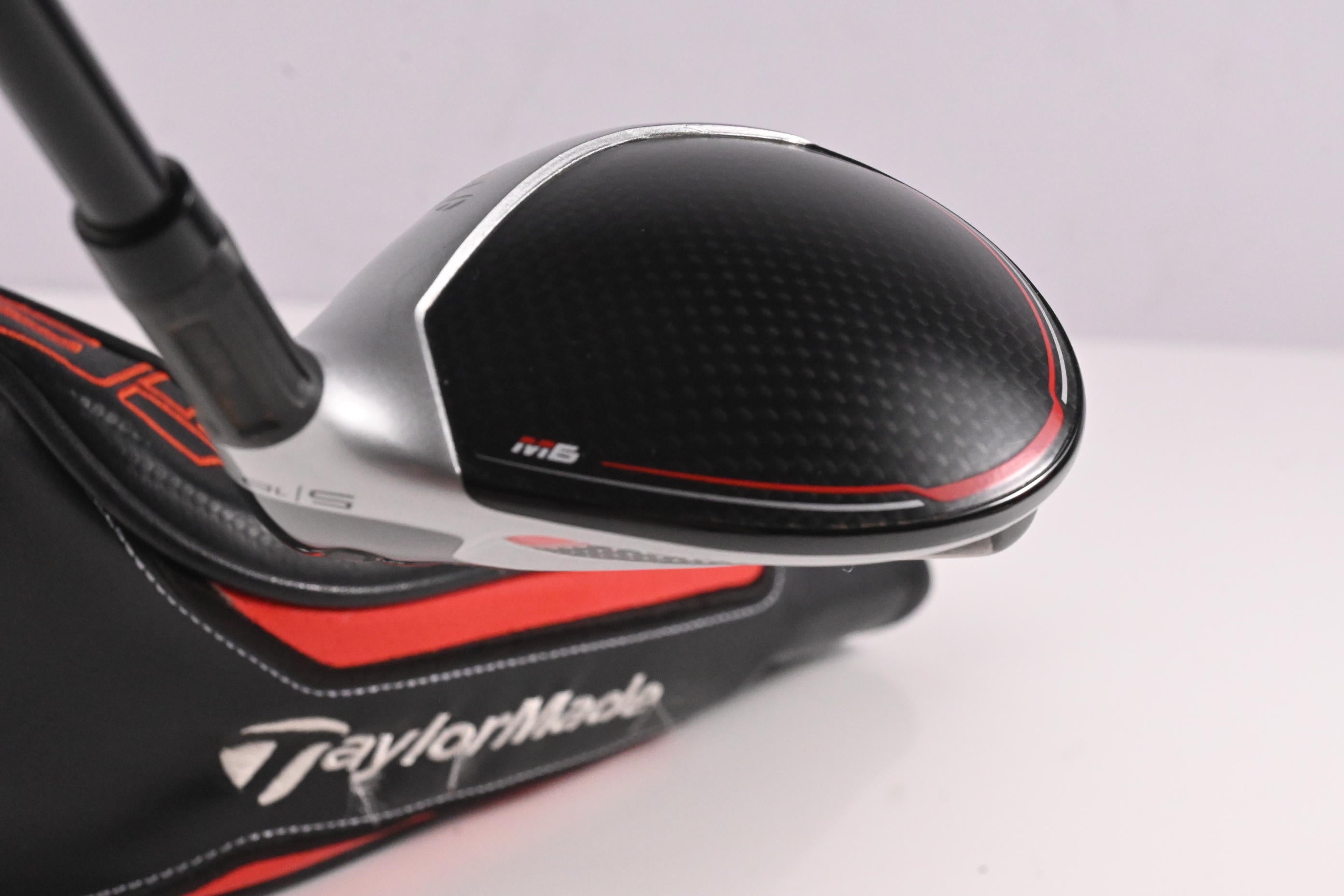 Taylormade M6 #5 Wood / 18 Degree / Stiff Flex Fujikura Atmos Orange 6 Shaft