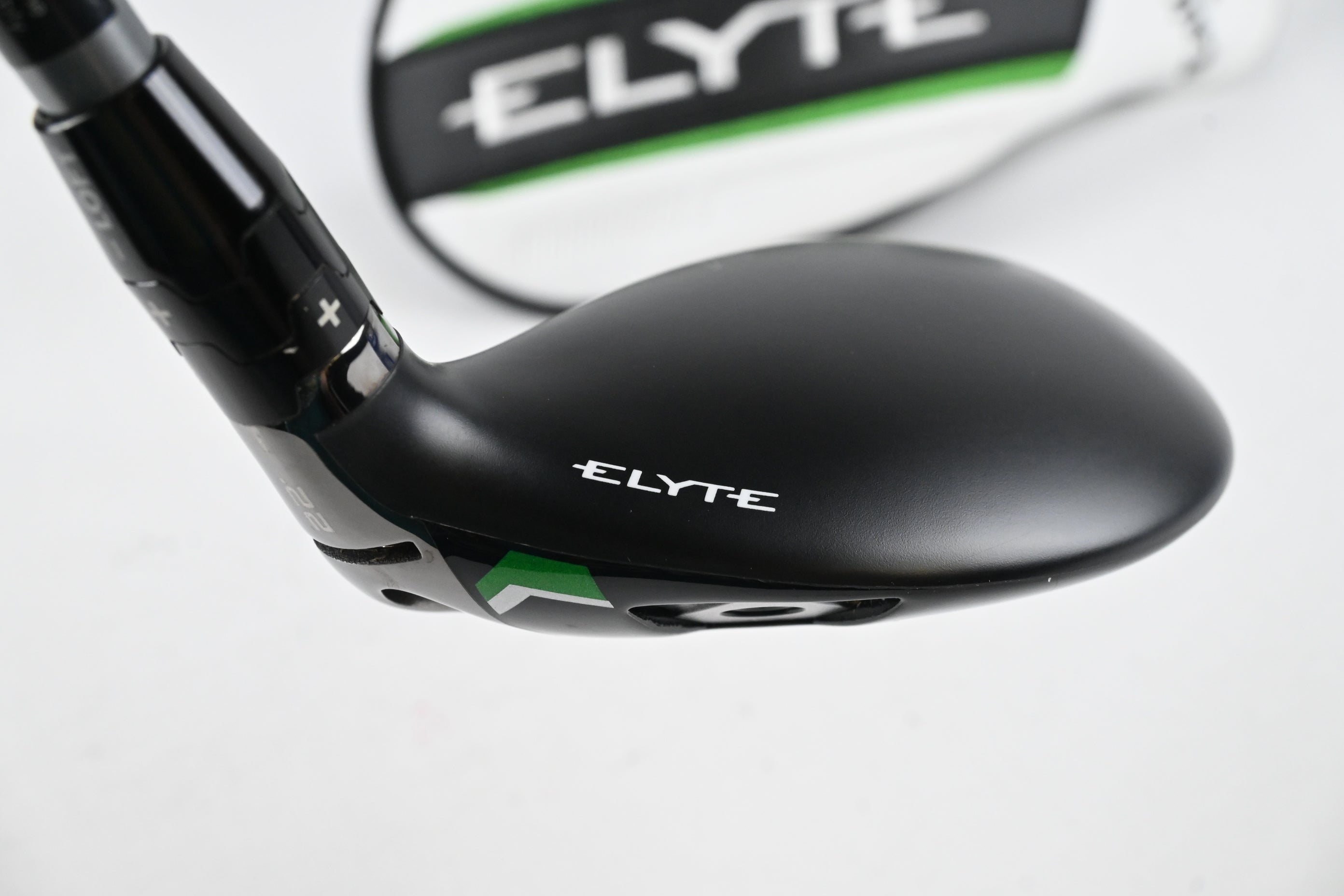 Callaway Elyte #4 Hybrid / 22 Degree / Regular Flex Denali Charcoal 60 Shaft