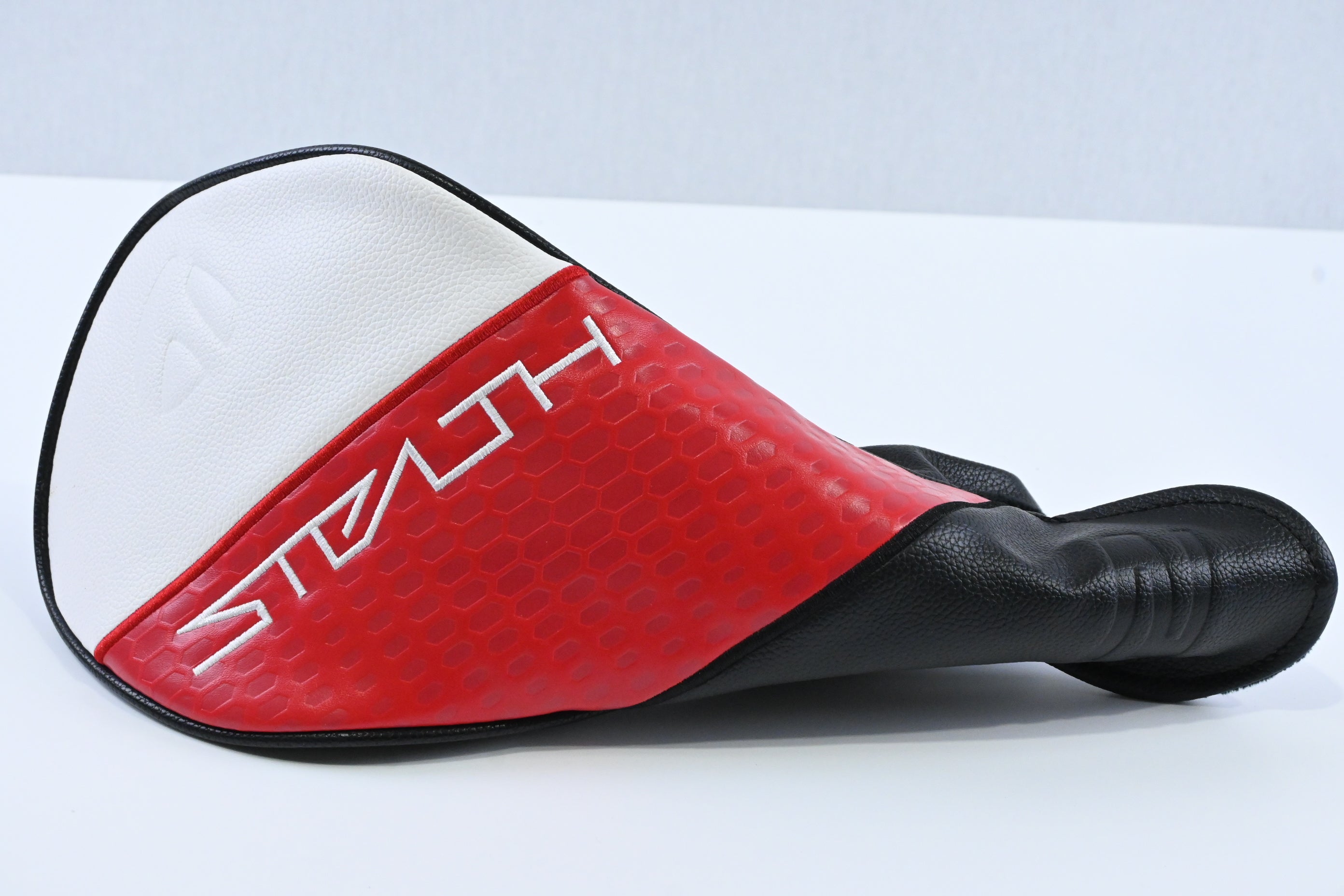 Taylormade Stealth 2 Driver / 9 Degree / Regular Flex Fujikura Speeder NX 50