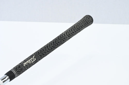 Titleist 503.H #3 Hybrid / 19 Degree / Regular Flex Dynamic Gold R300 Shaft