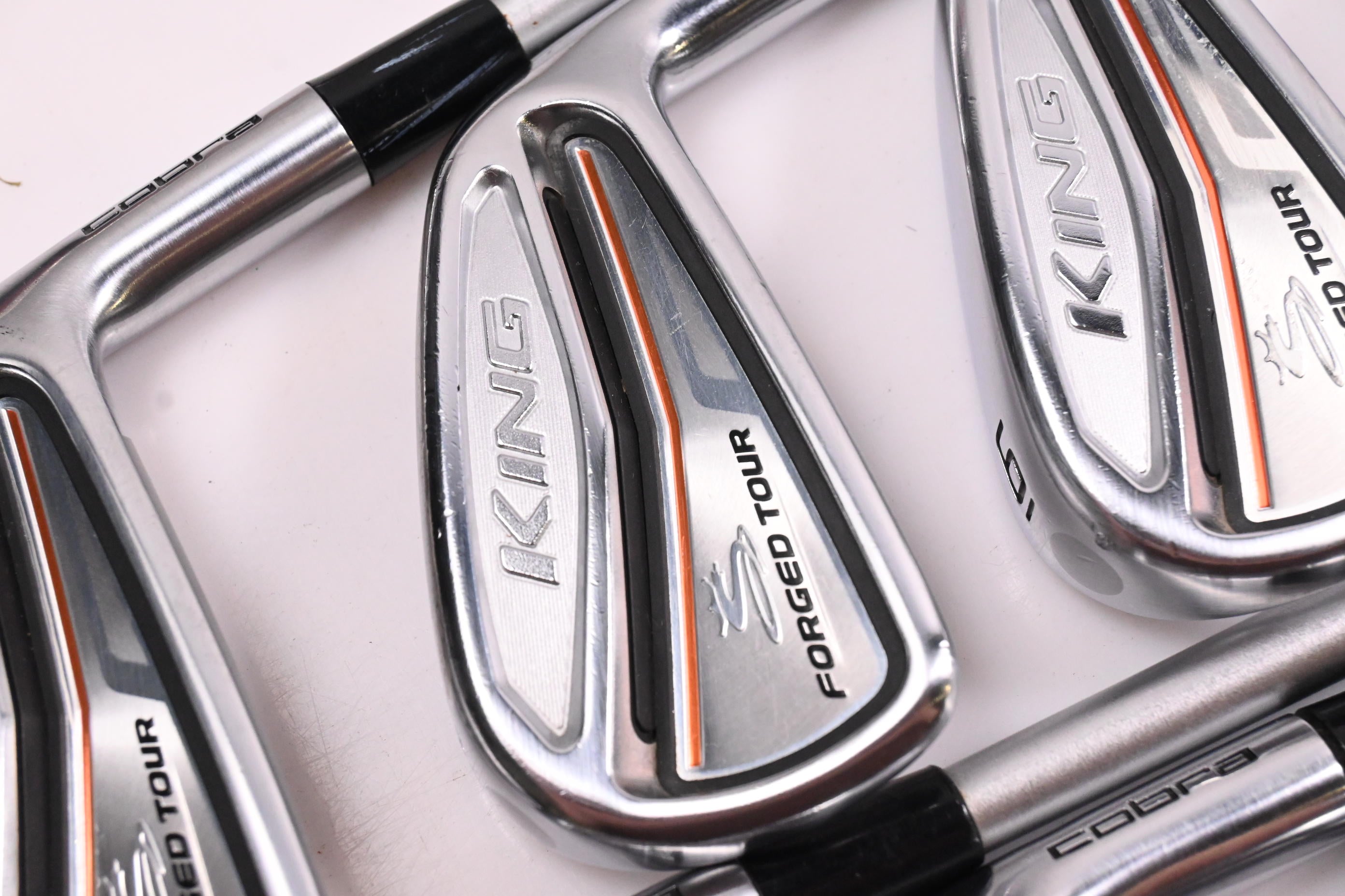 Cobra King Forged Tour Irons / 4-PW+GW / Regular Flex KBS Tour C-Taper Lite 105