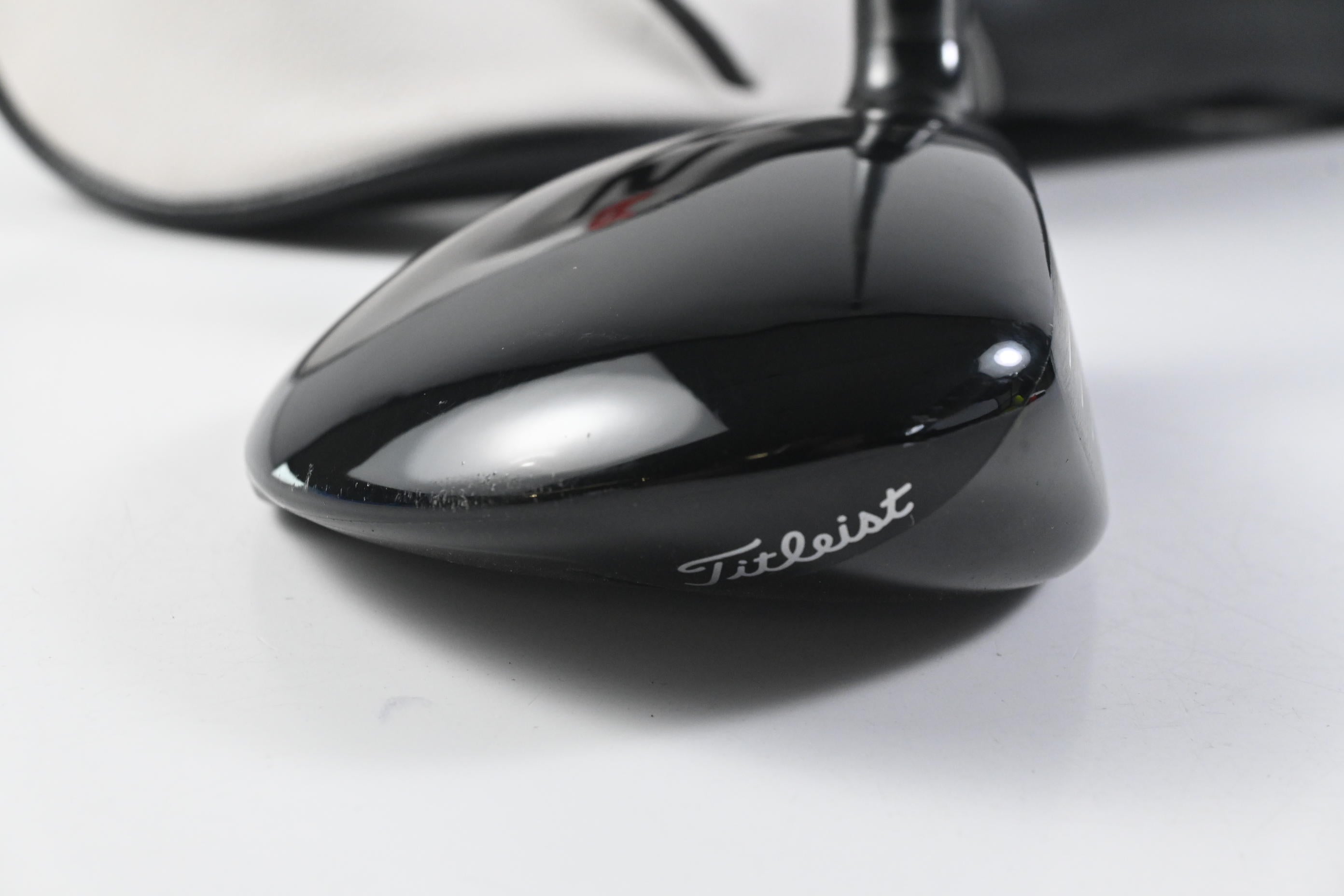 Titleist TSR2 #3 Wood / 15 Degree / Regular Flex Fujikura Airspeeder 40 Shaft