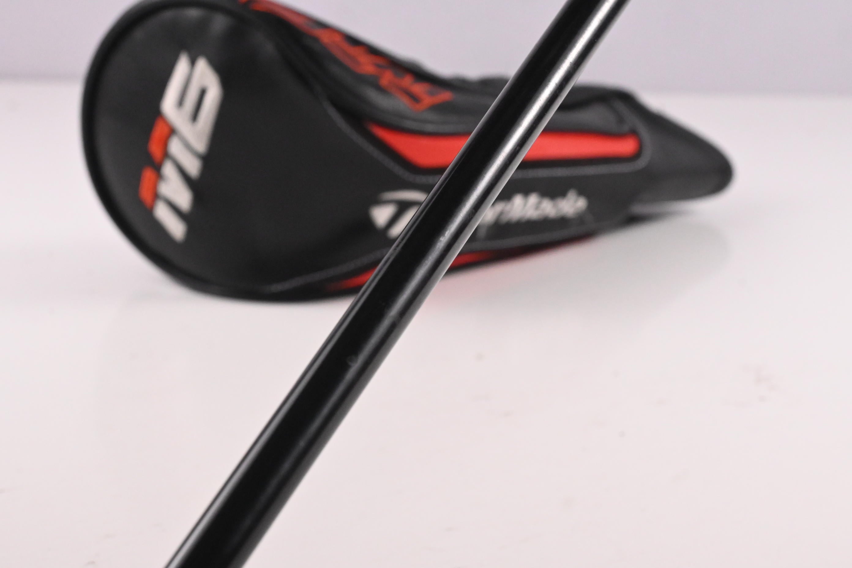 Taylormade M6 #5 Wood / 18 Degree / Stiff Flex Fujikura Atmos Orange 6 Shaft