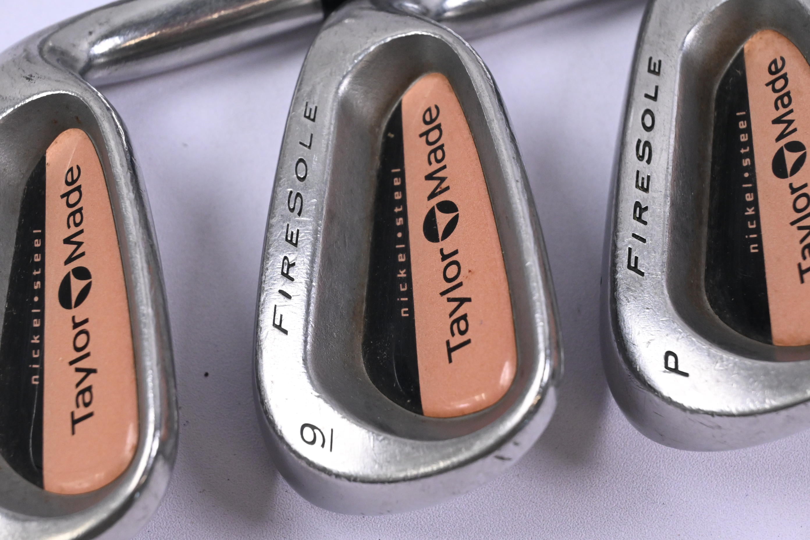 Taylormade Firesole Irons / 5-PW+SW / Regular Flex Rifle 80 Shafts