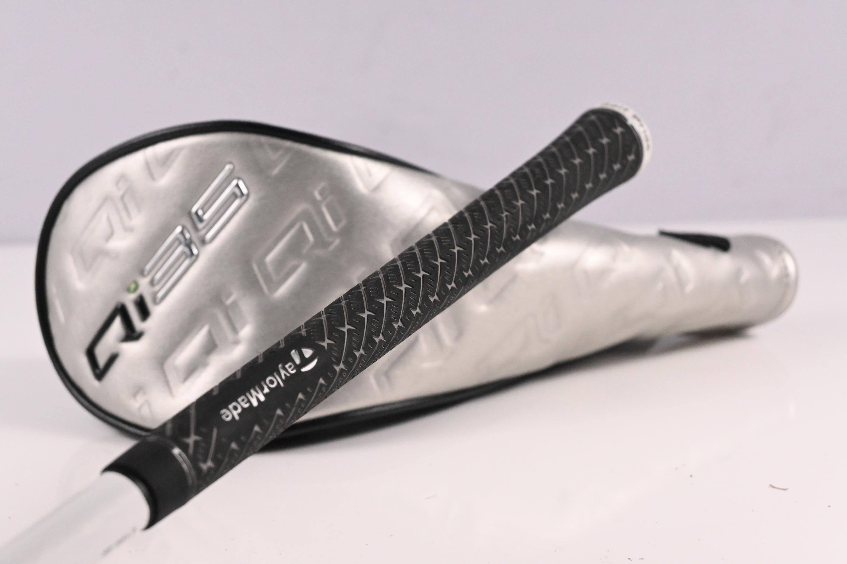 Taylormade Qi35 Max Lite #5 Wood / 18.5 Degree / Regular Flex Vanquish 4 Shaft