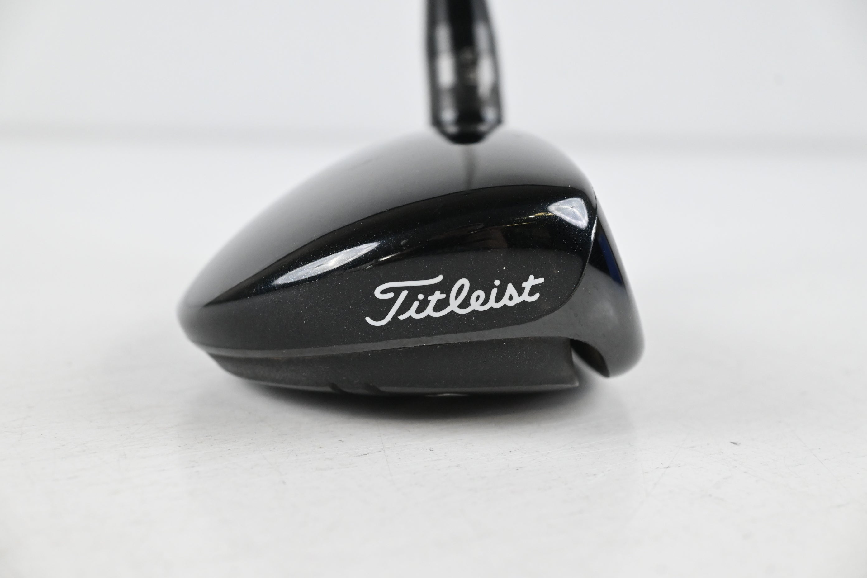 Titleist 915H #3 Hybrid / 21 Degree / Stiff Flex Aldila Rogue 95 MSI 85 Shaft