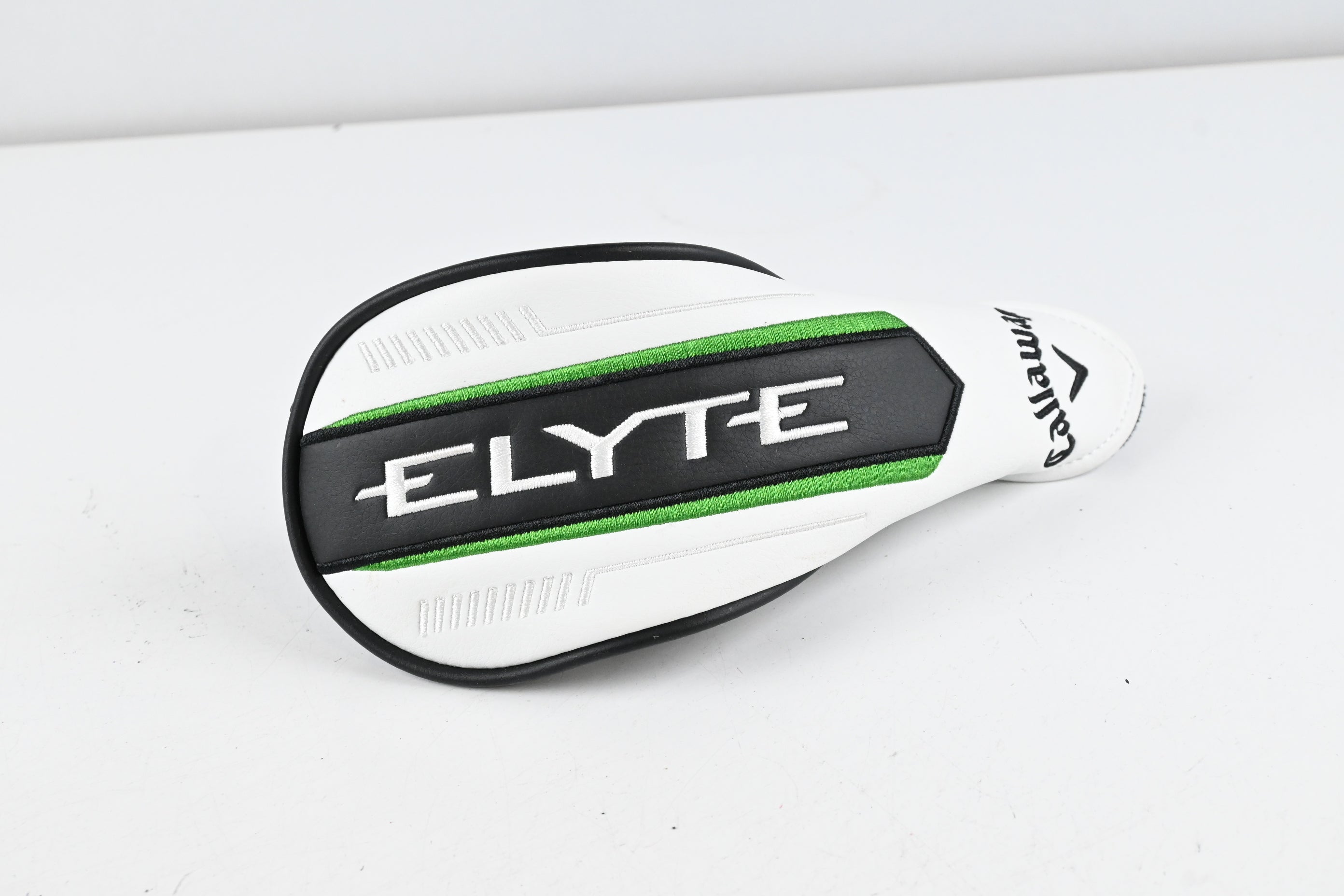 Callaway Elyte #4 Hybrid / 22 Degree / Regular Flex Denali Charcoal 60 Shaft
