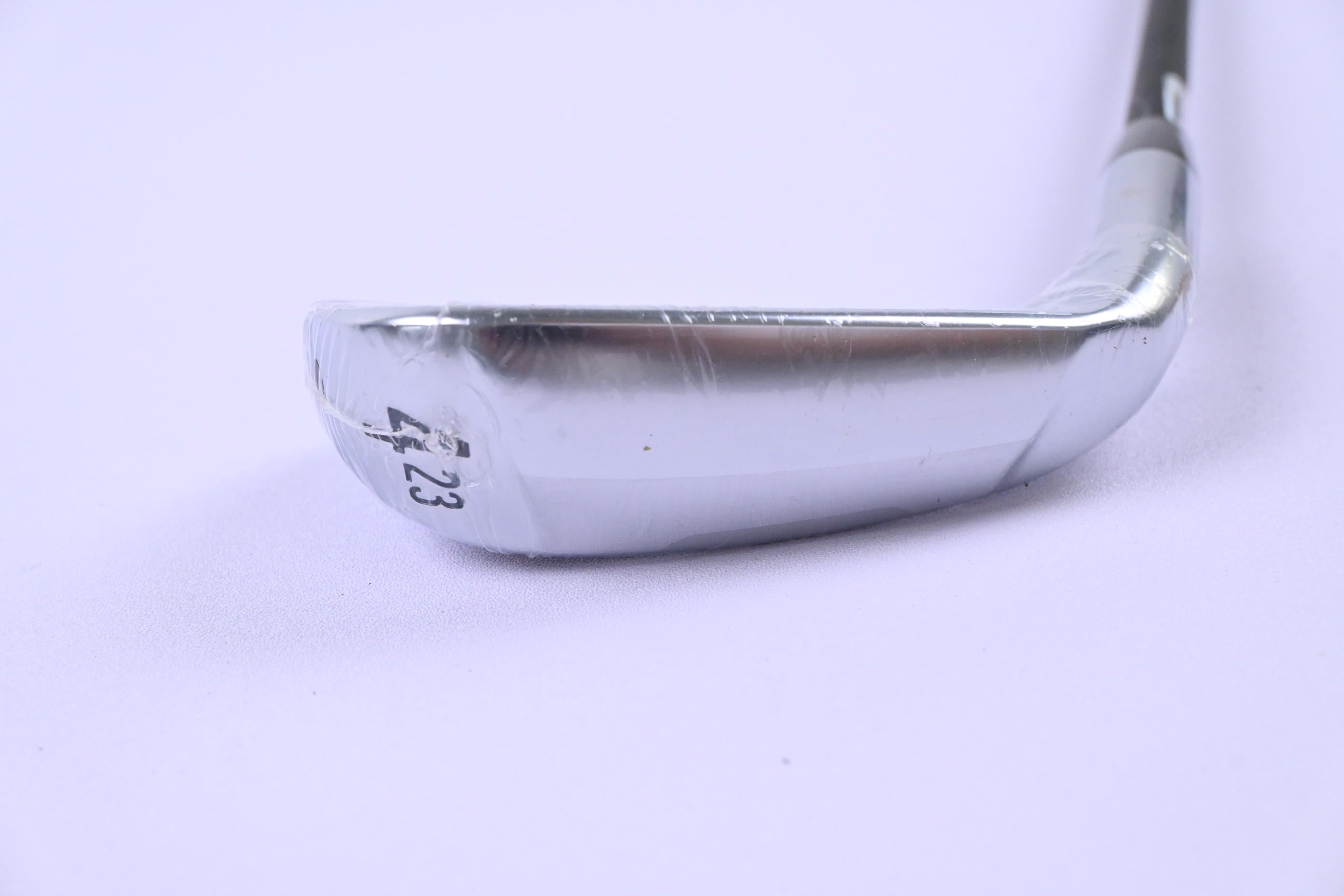 Srixon ZXiU #4 Iron / 23 Degree / Regular Flex MMT 80 Shaft