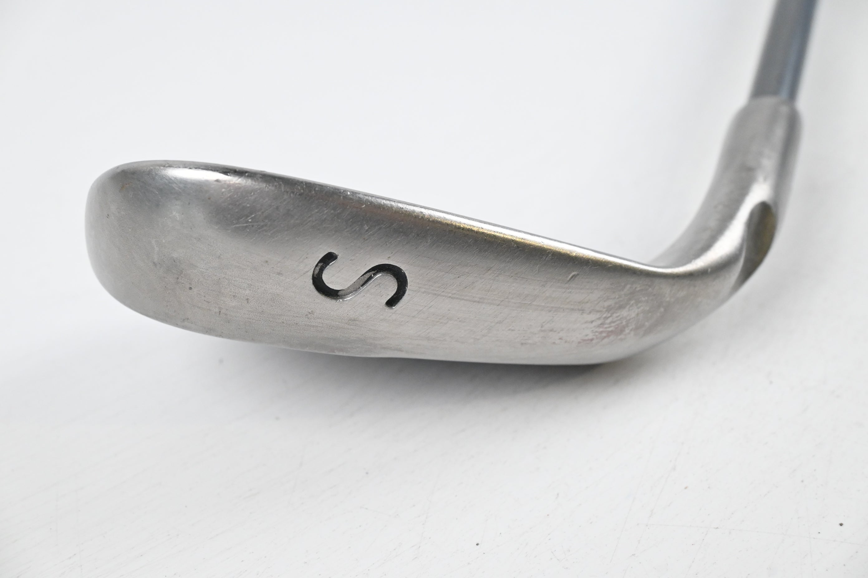 Ping G30 Sand Wedge / 54 Degree / Black Dot / Regular Flex Ping TFC 419 Shaft
