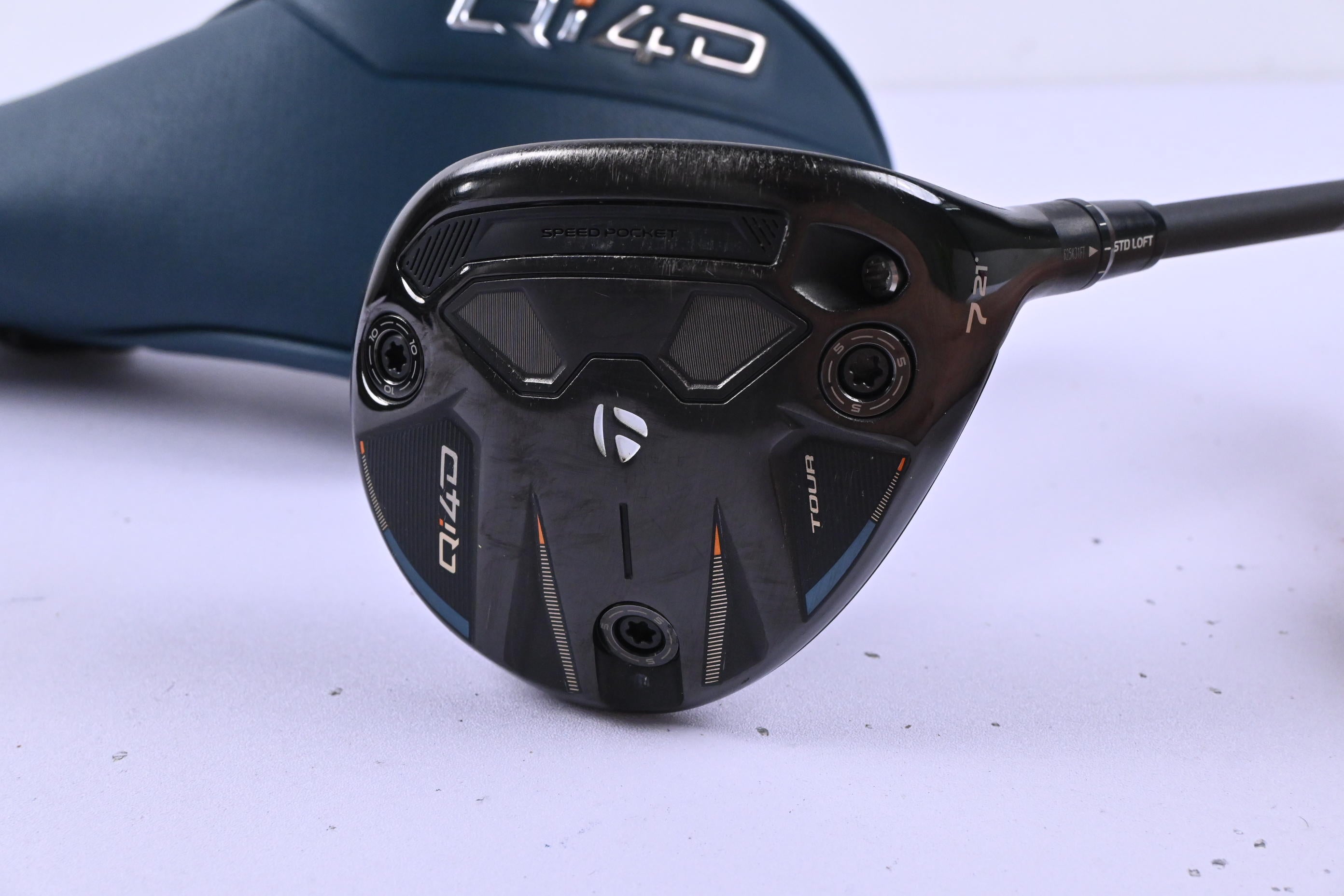Taylormade Qi4D Tour #7 Wood / 21 Degree / Stiff Flex Denali Frost Black 70