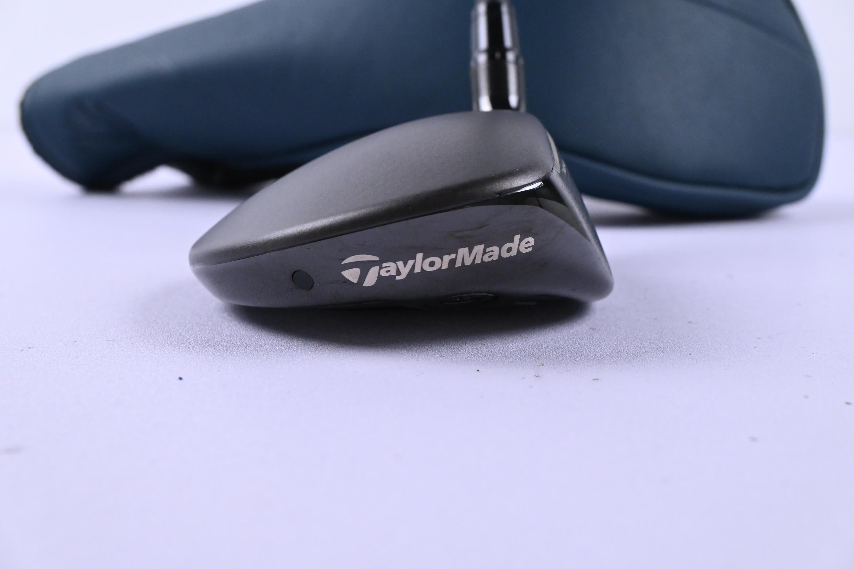 Taylormade Qi4D Tour #7 Wood / 21 Degree / Stiff Flex Denali Frost Black 70