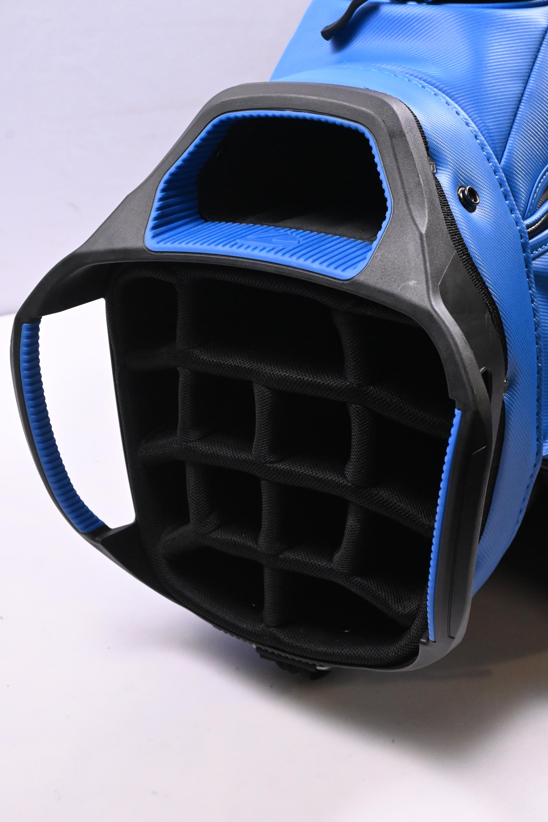 Taylormade Deluxe Cart Bag / 14-Way Divider / Black, Blue
