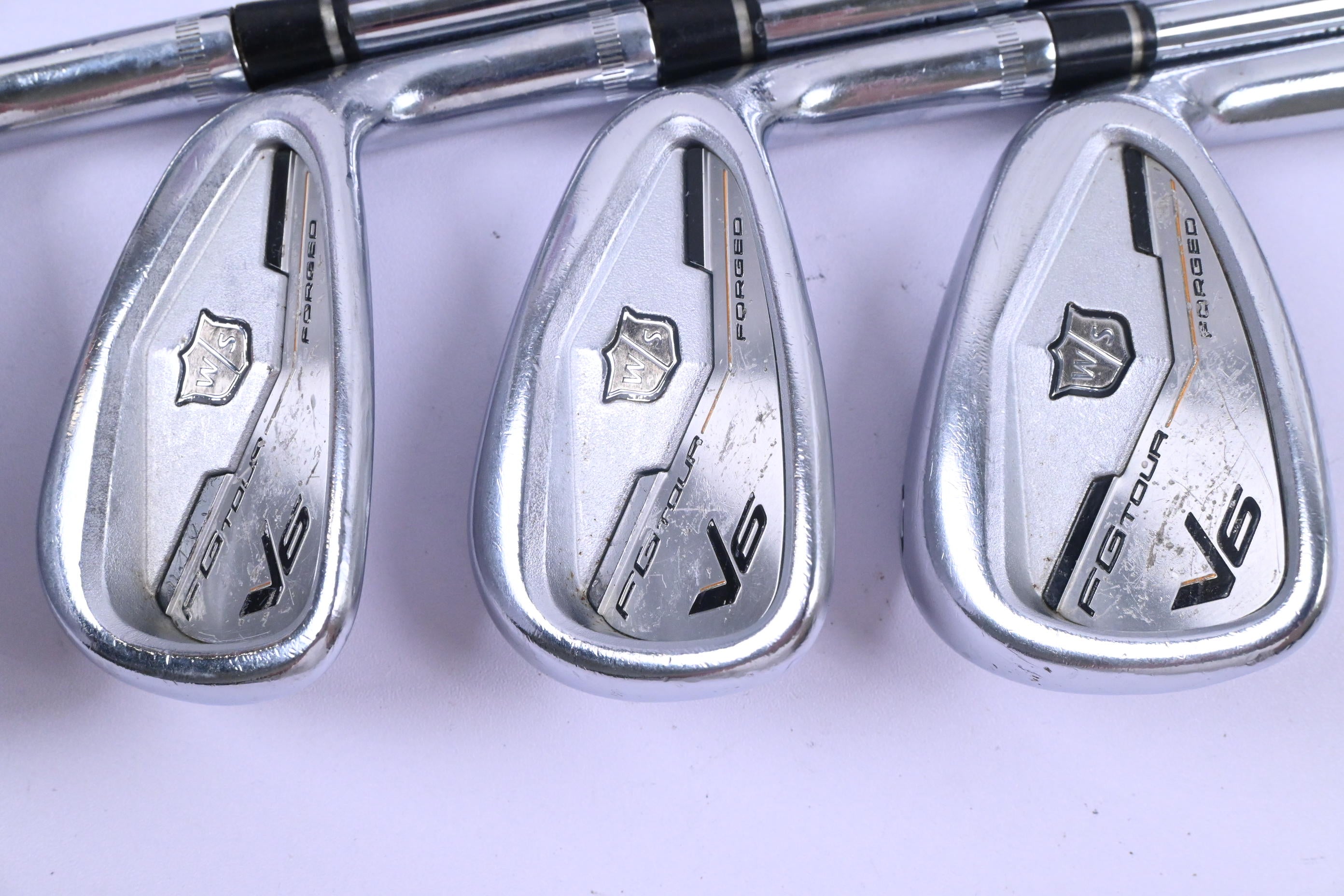 Wilson FG Tour V6 Irons / 3-PW / Stiff Flex Dynamic Gold S300 Shafts