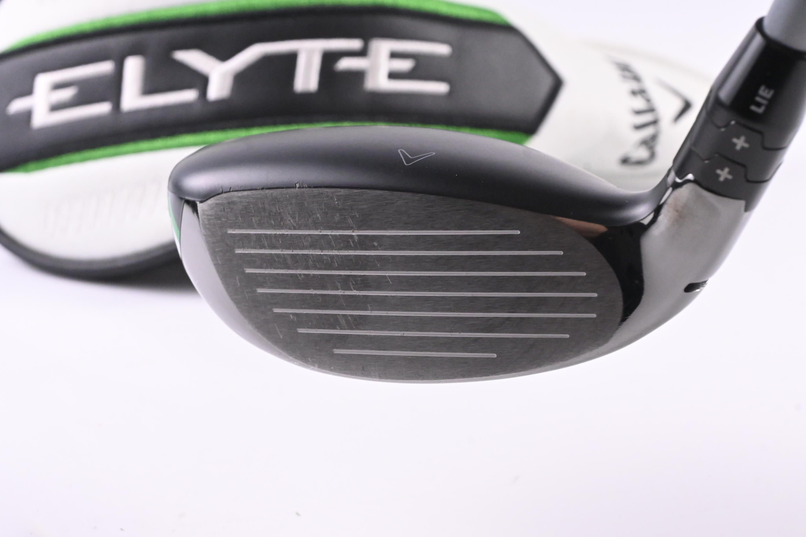 Callaway Elyte X #4 Hybrid / 21 Degree / Regular Flex Denali Charcoal 60 Shaft