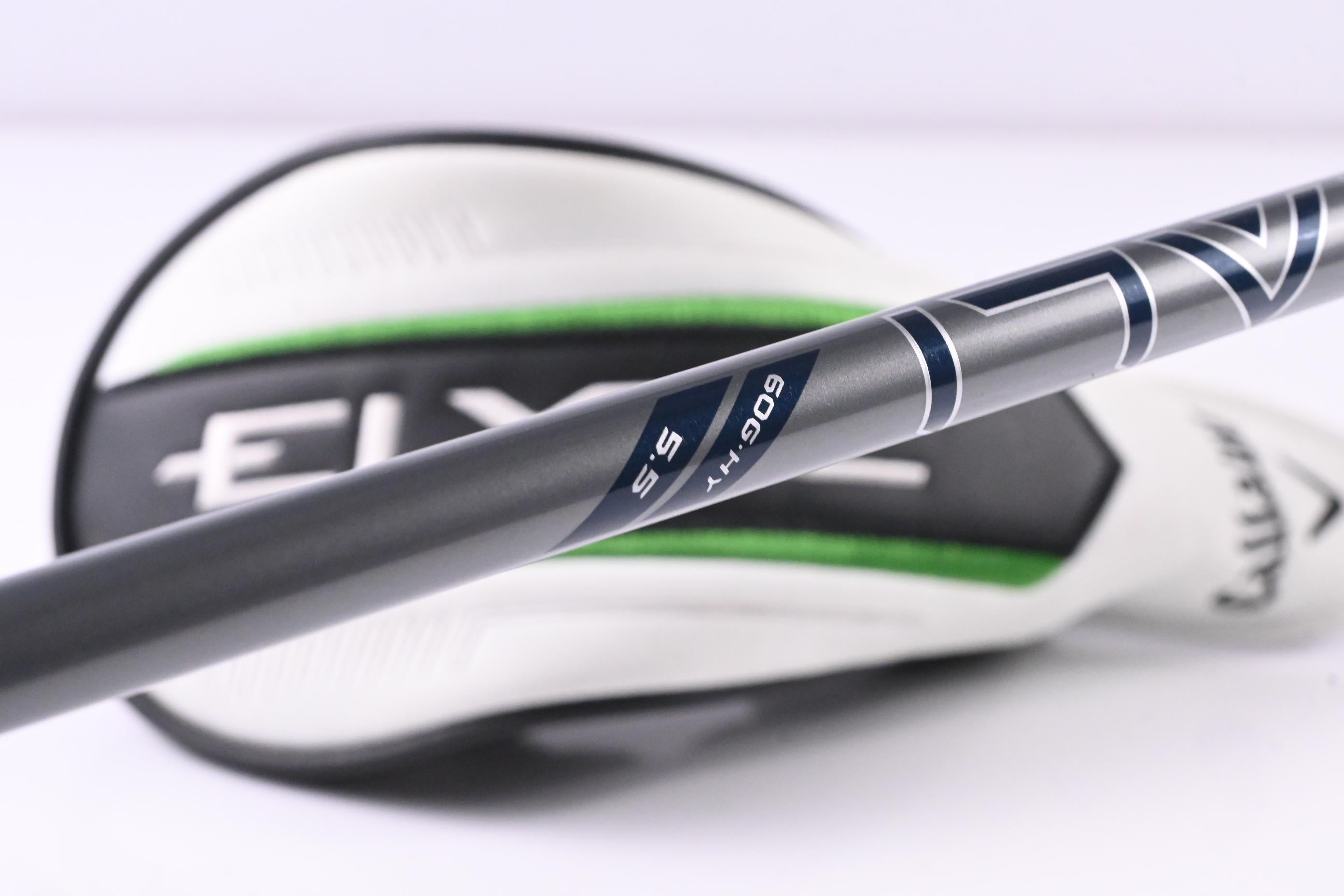 Callaway Elyte X #4 Hybrid / 21 Degree / Regular Flex Denali Charcoal 60 Shaft