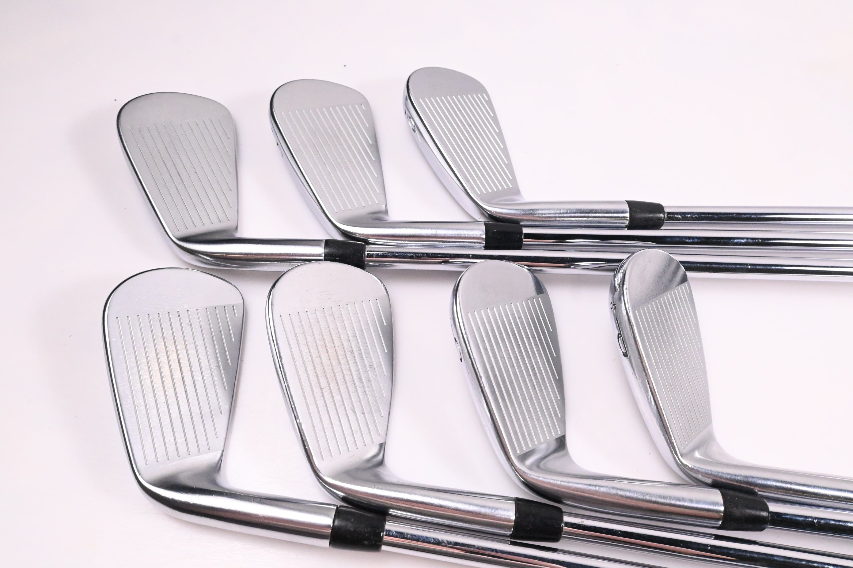 Titleist T100 2019 Irons / 4-PW / Stiff Flex AMT Tour White S300 Shafts