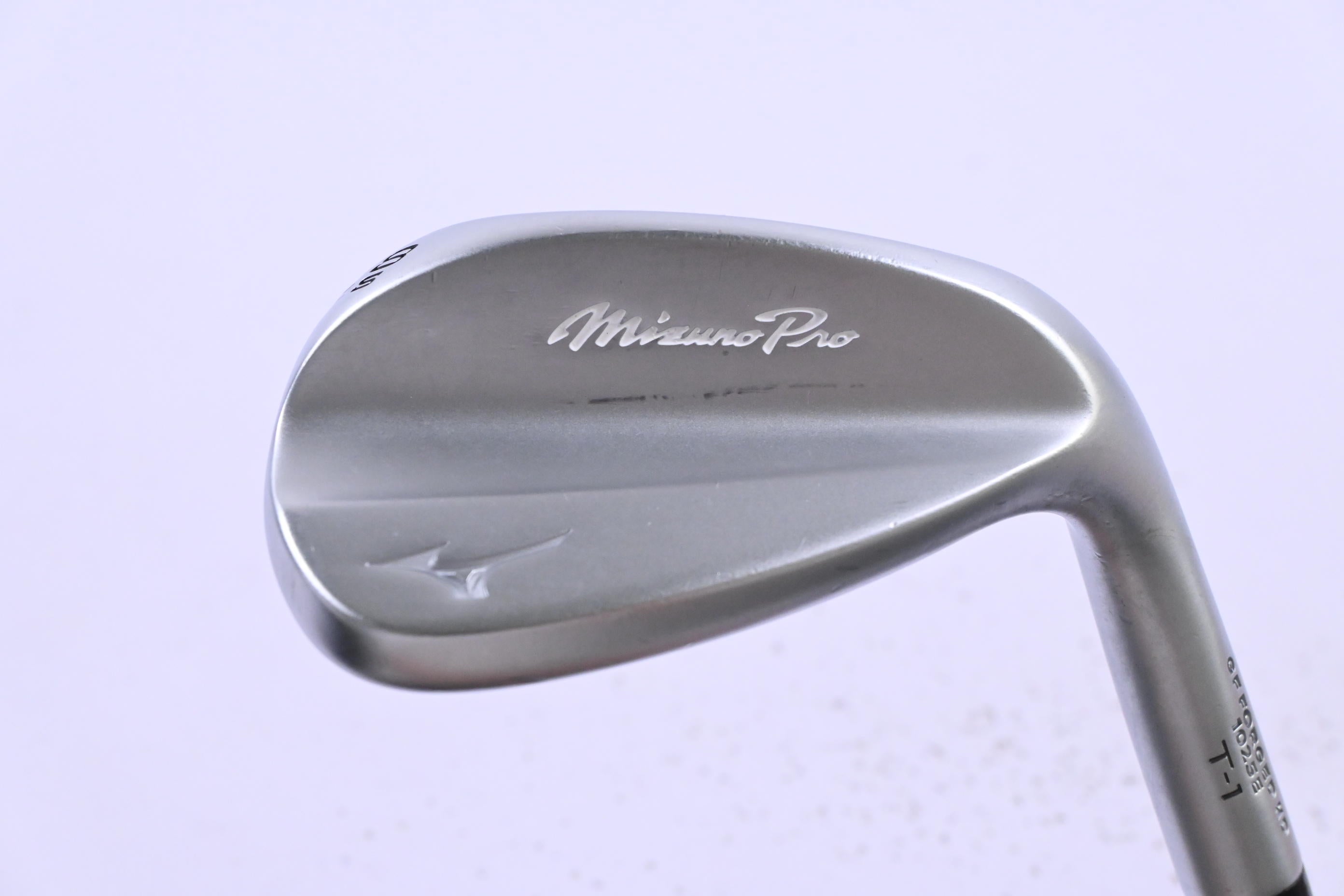 Mizuno Pro T-1 Pitching Wedge / 48 Degree / Stiff Flex Dynamic Gold S400 Shaft