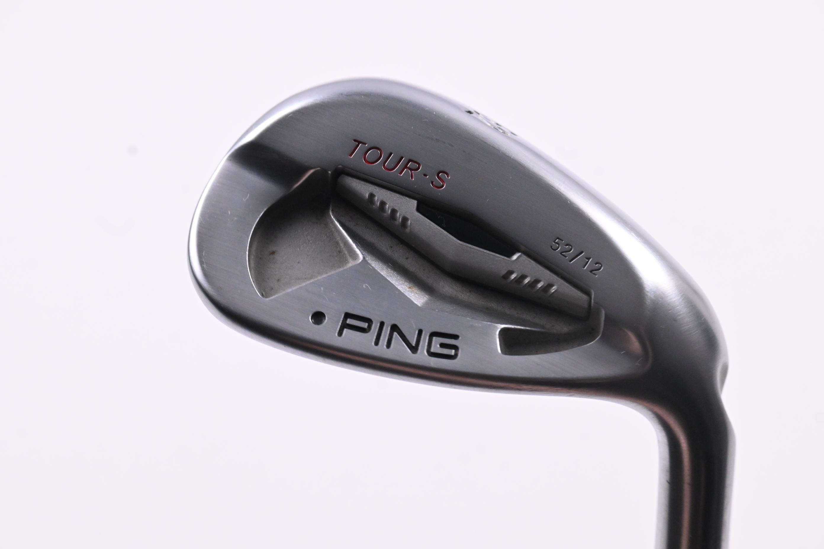 Ping Tour-S Gap Wedge / 52 Degree / Black Dot / Regular Flex KBS Tour Shaft