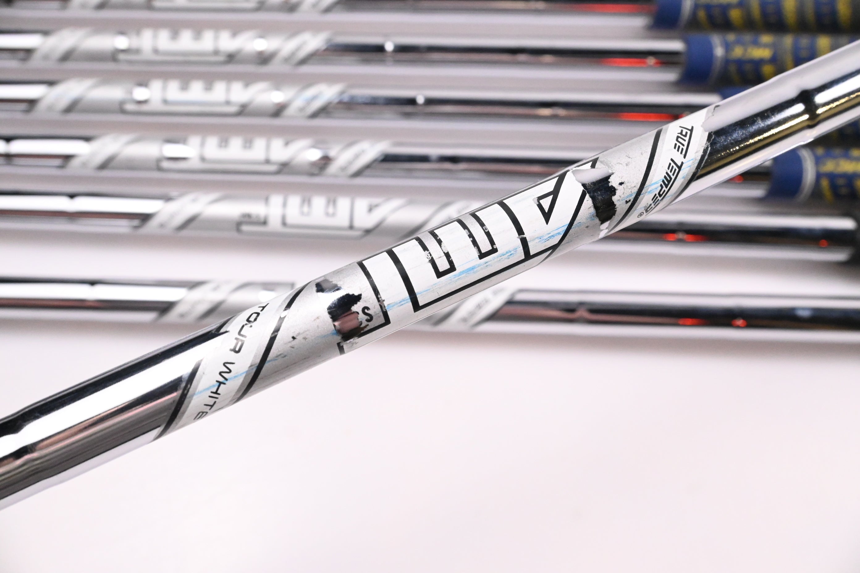 Titleist T100 2019 Irons / 4-PW / Stiff Flex AMT Tour White S300 Shafts