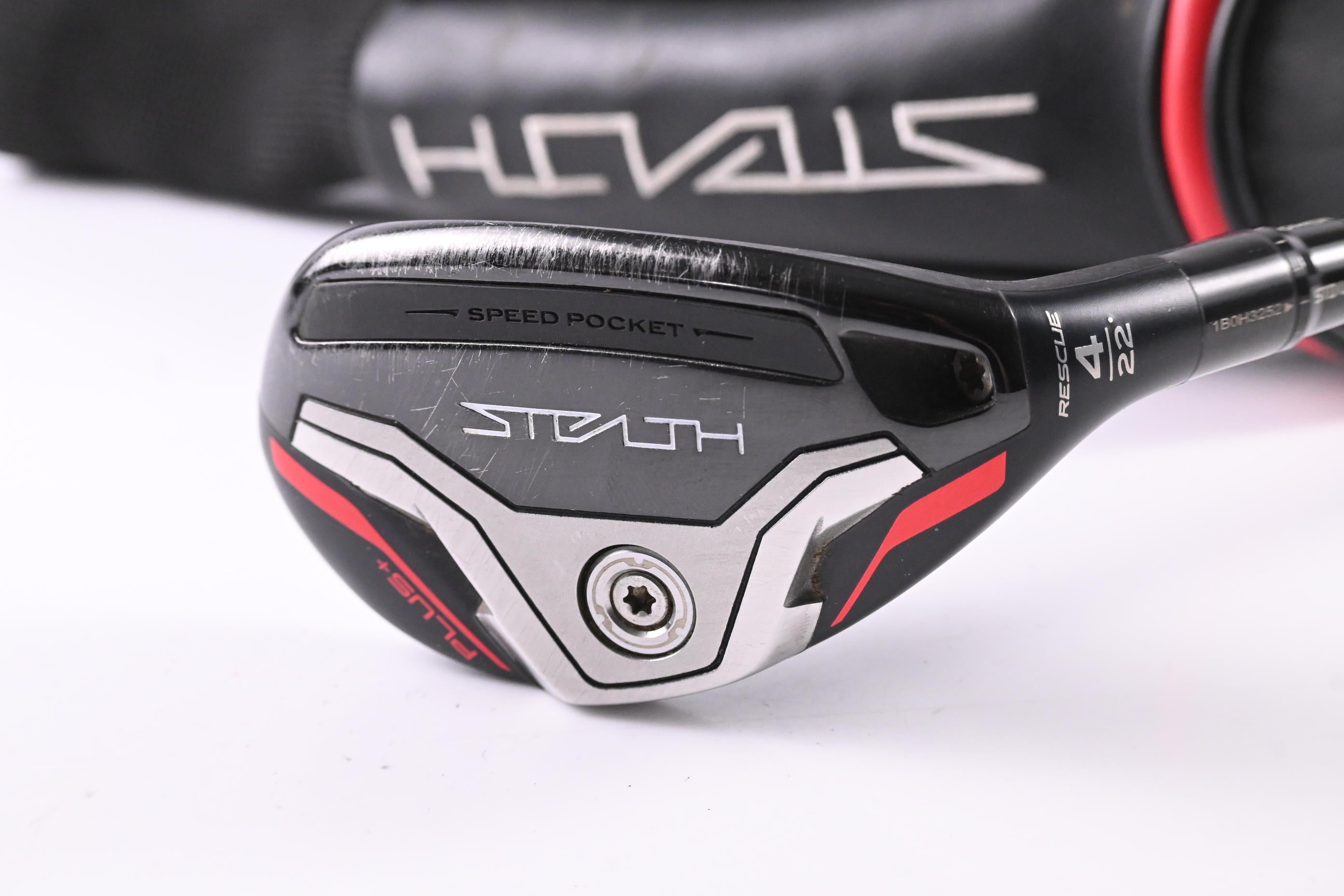 Taylormade Stealth Plus #4 Hybrid / 22 Degree / Regular Flex HZRDUS RDX Smoke 70