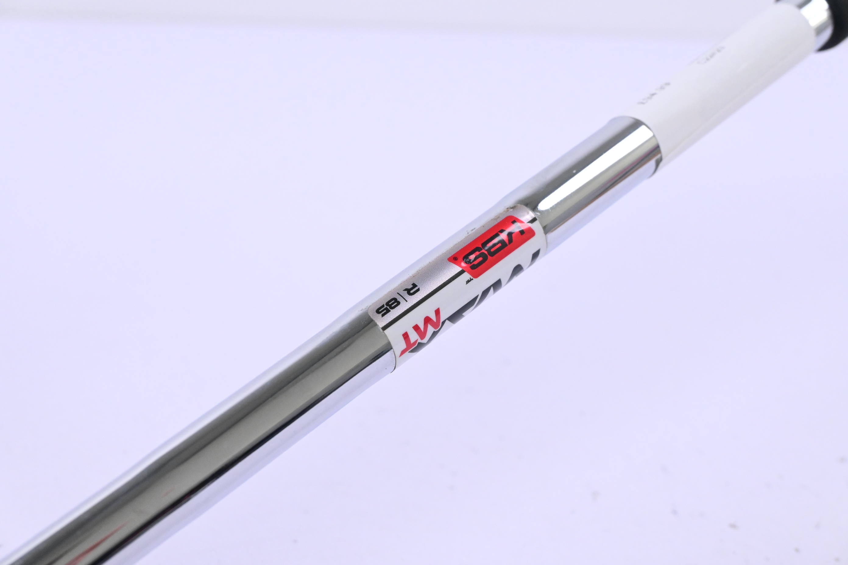 Taylormade SIM2 Max #4 Iron / 19 Degree / Regular Flex KBS Max MT 85 Shaft