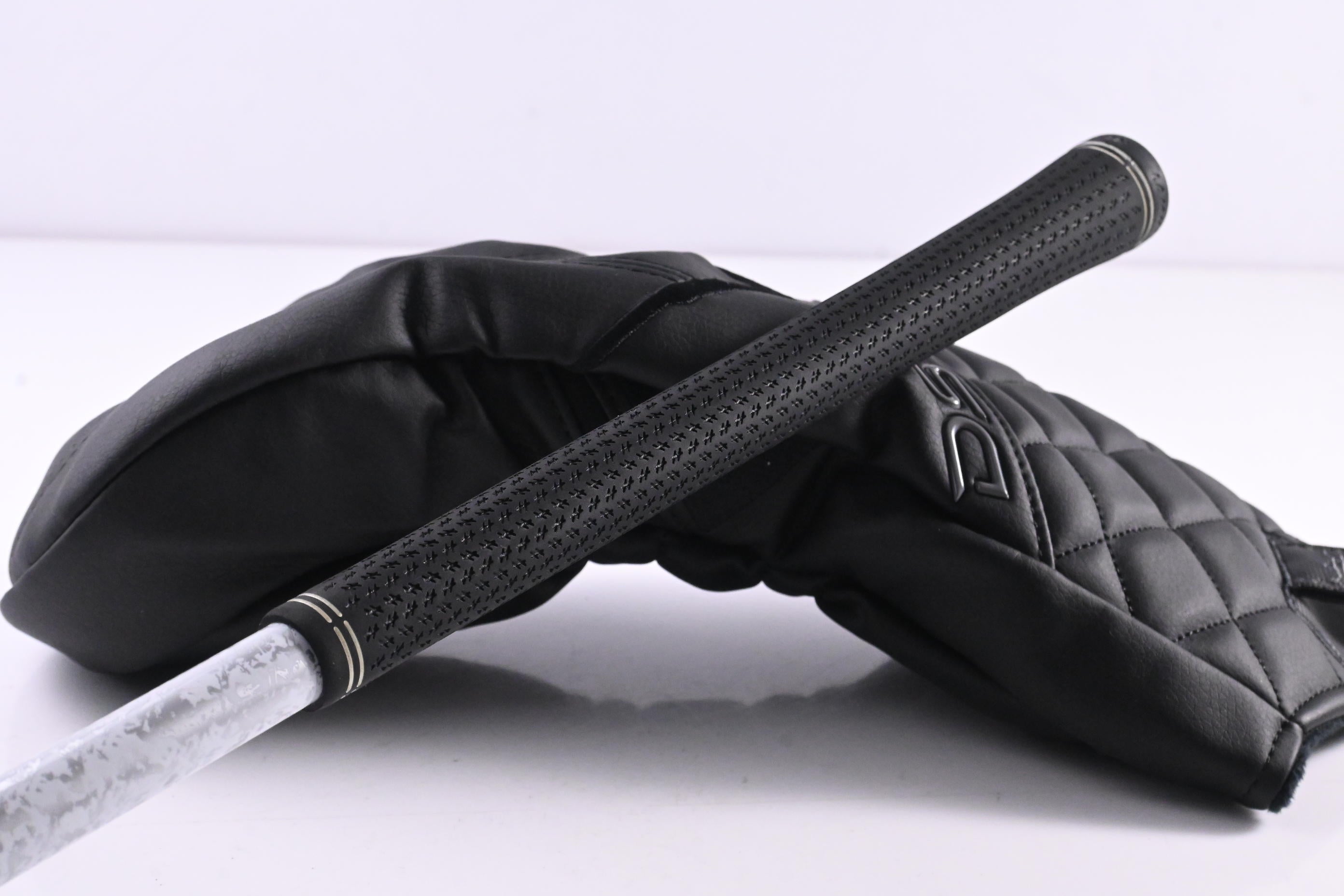 Left Hand Cobra DS-Adapt X Driver / 10.5 Degree / X-Flex Denali Blue 60 Shaft