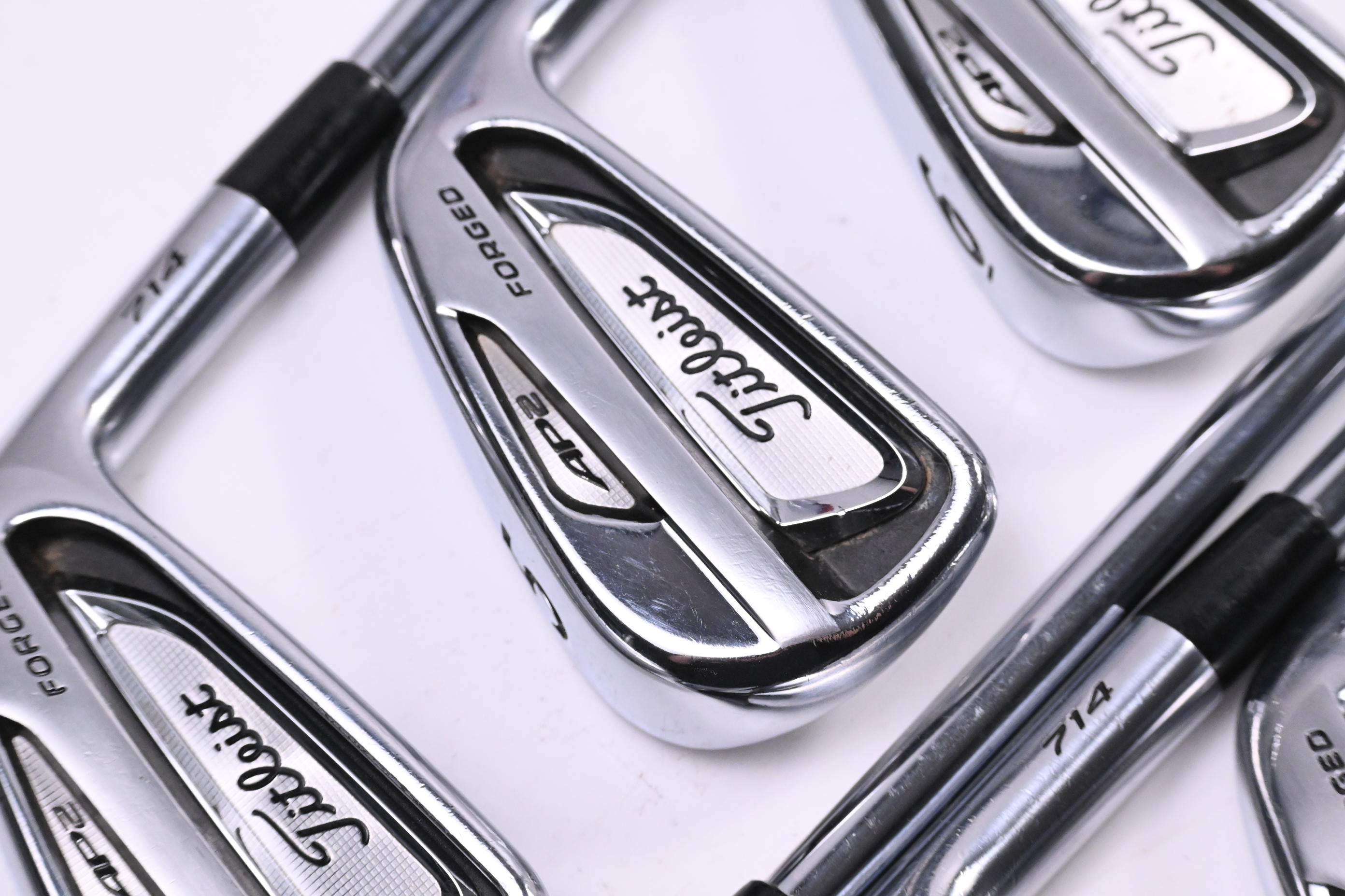 Titleist 714 AP2 Irons / 4-PW / Regular Flex Dynamic Gold R300 Shafts