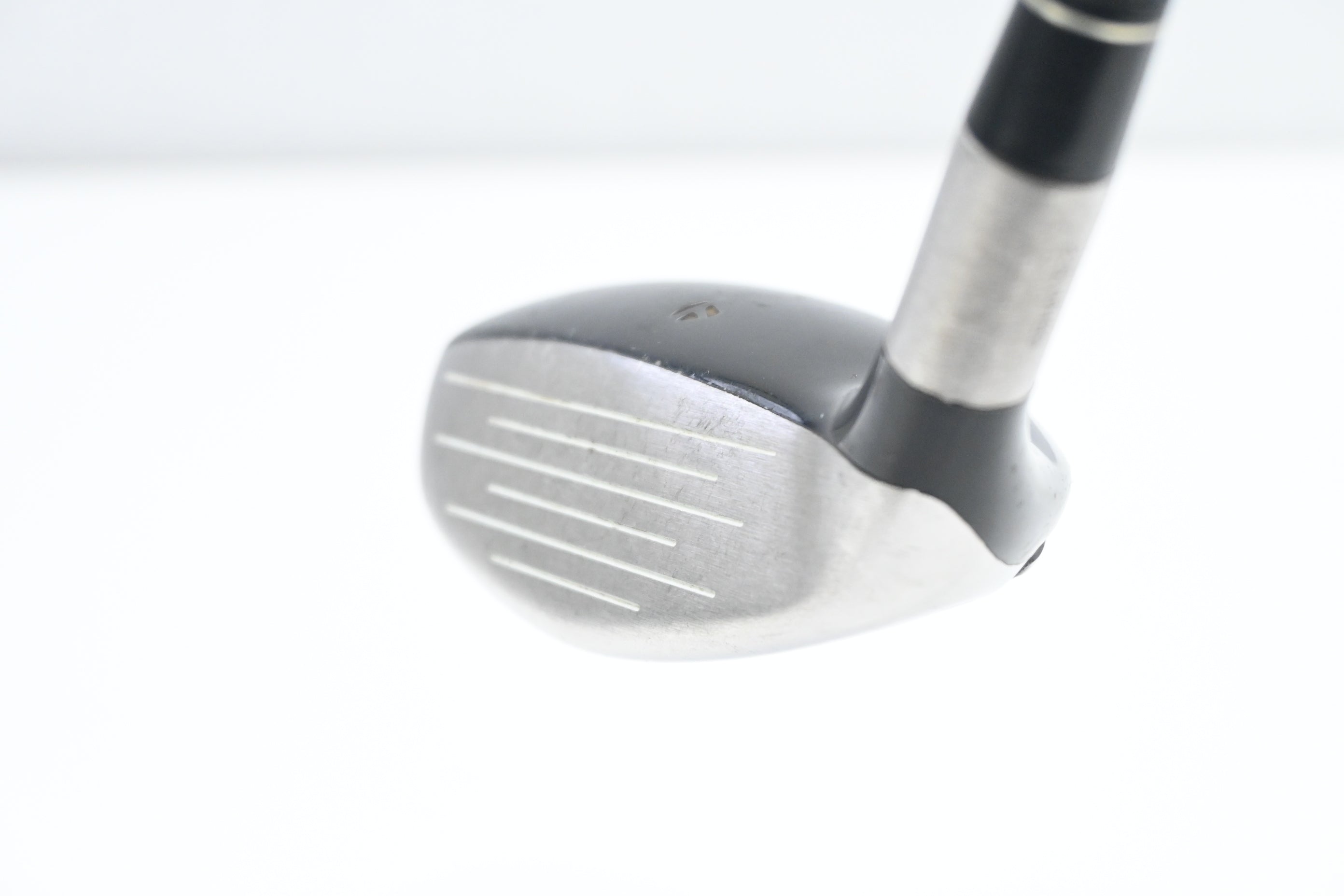Taylormade R5 XL #4 Hybrid / 22 Degree / Regular Flex Taylormade Hyperlite XL