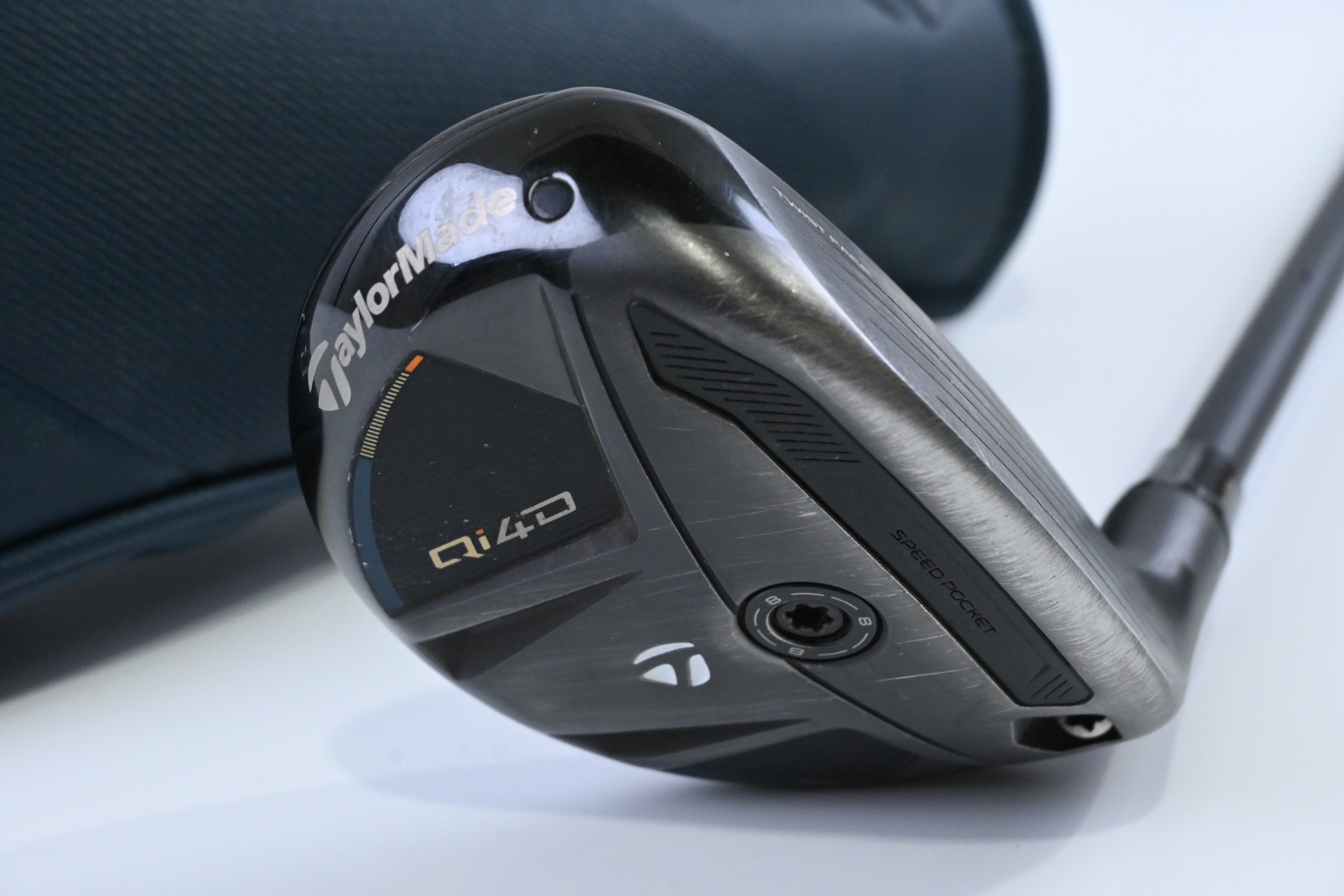 Taylormade Qi4D #4 Hybrid / 22 Degree / Stiff Flex KBS Reax White 75 Shaft