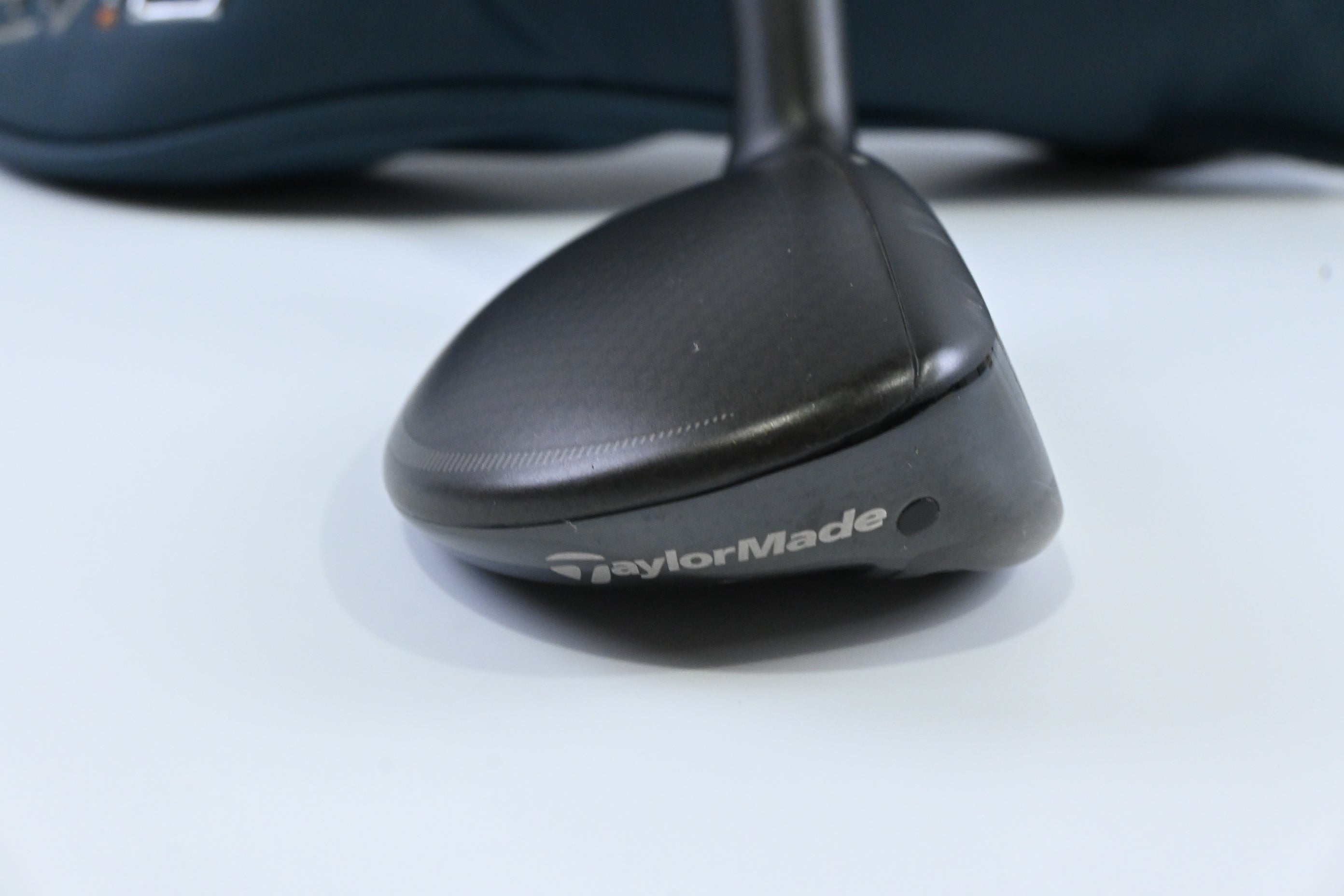 Taylormade Qi4D #4 Hybrid / 22 Degree / Stiff Flex KBS Reax White 75 Shaft