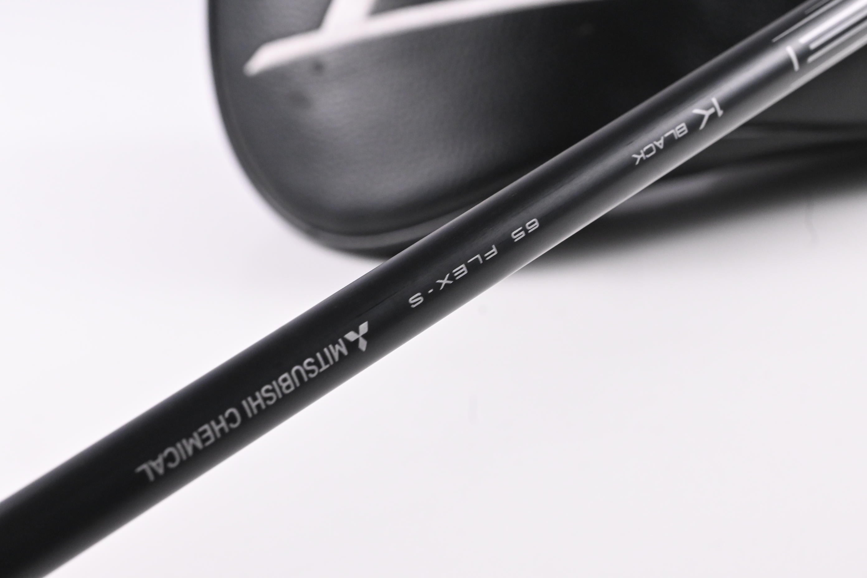 Titleist GT2 Driver / 11 Degree / Stiff Flex Tensei 1K Black 65 Shaft