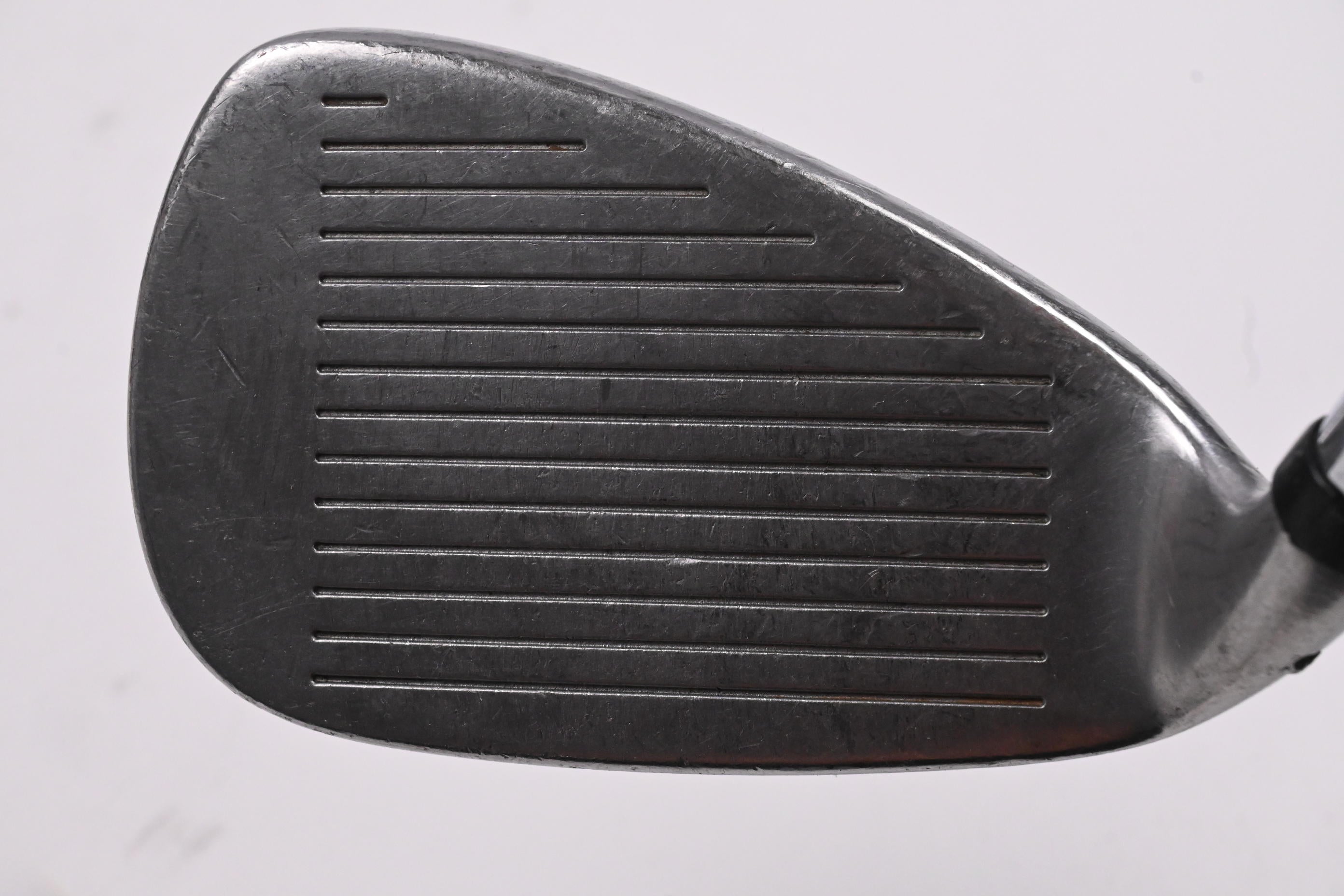 Wilson Deep Red Pitching Wedge / 44 Degree / Regular Flex Wilson Step Control