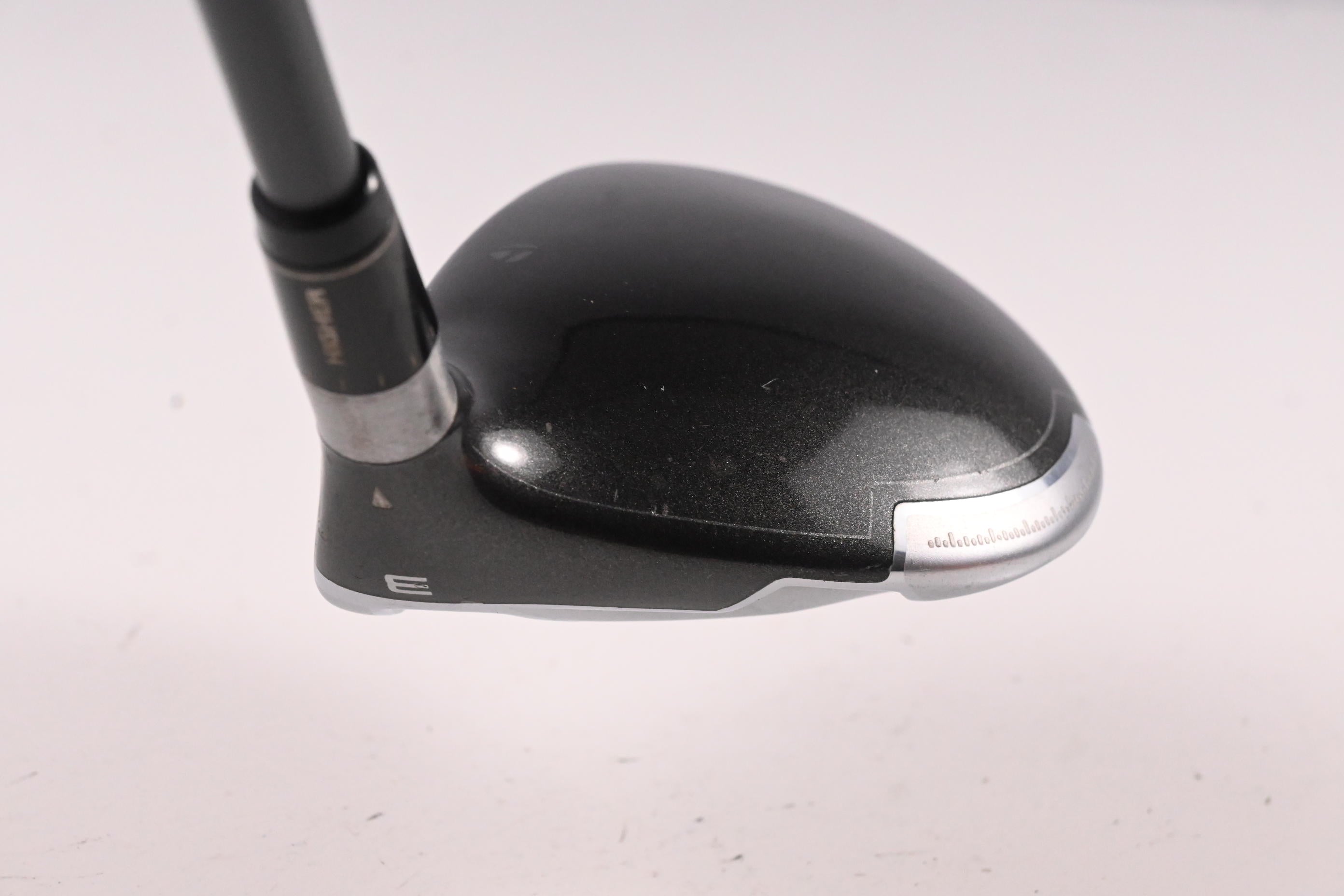 Taylormade SLDR #3 Wood / 15 Degree / Regular Flex Fujikura Speeder 77 Shaft